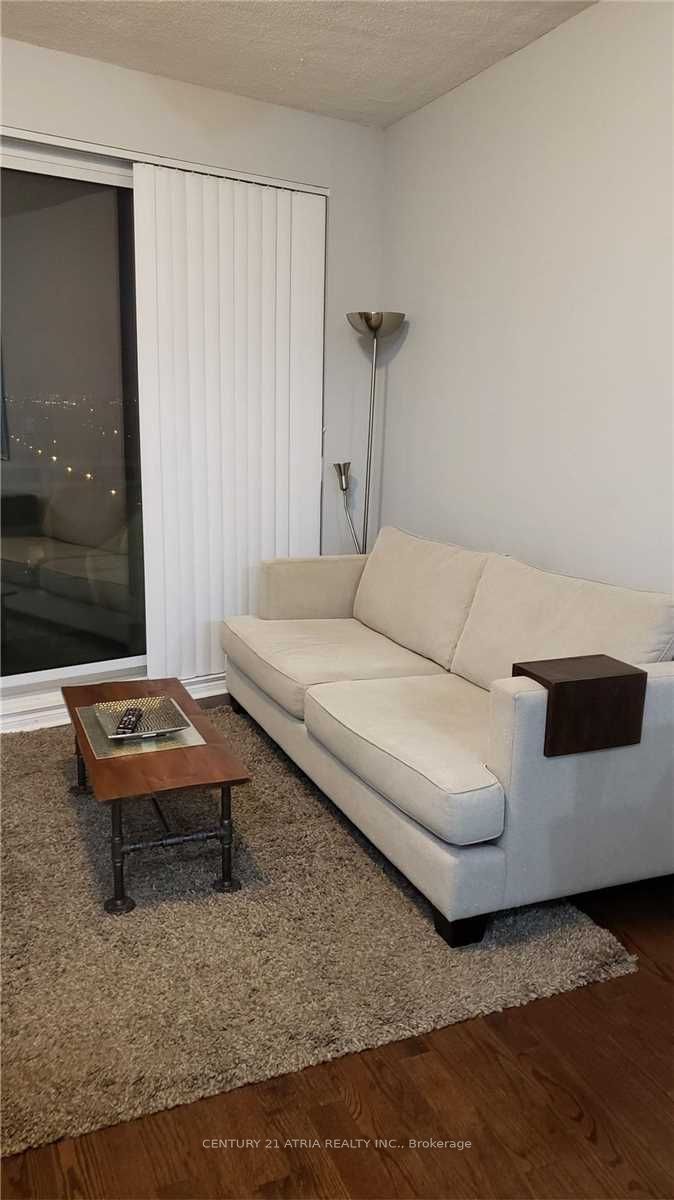 18 Holmes Avenue 1412 Property Photo 6