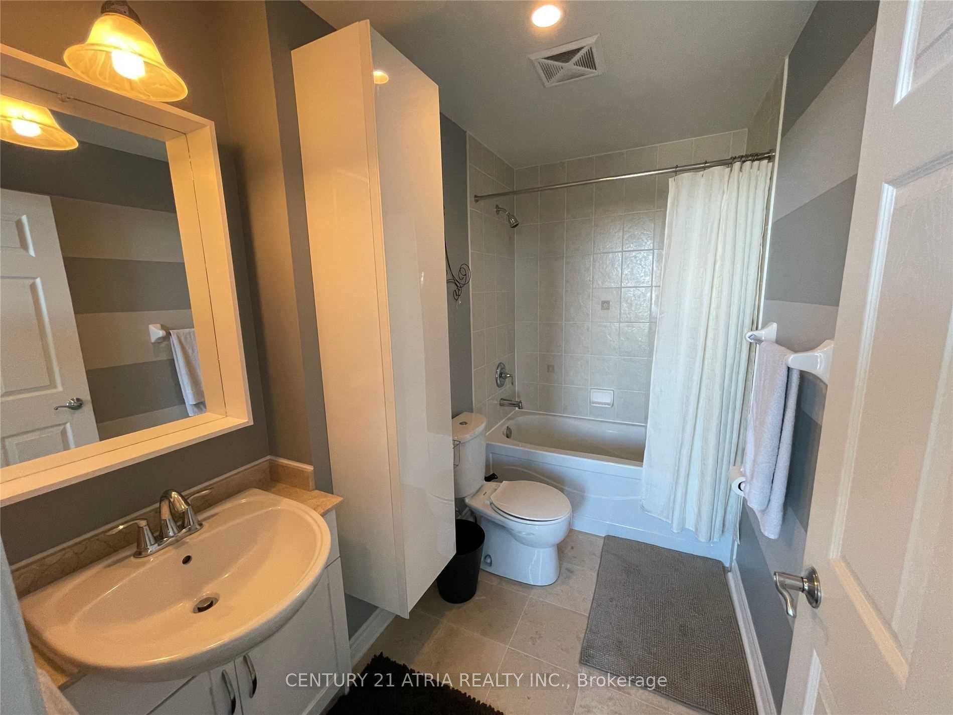 18 Holmes Avenue 1412 Property Photo 7