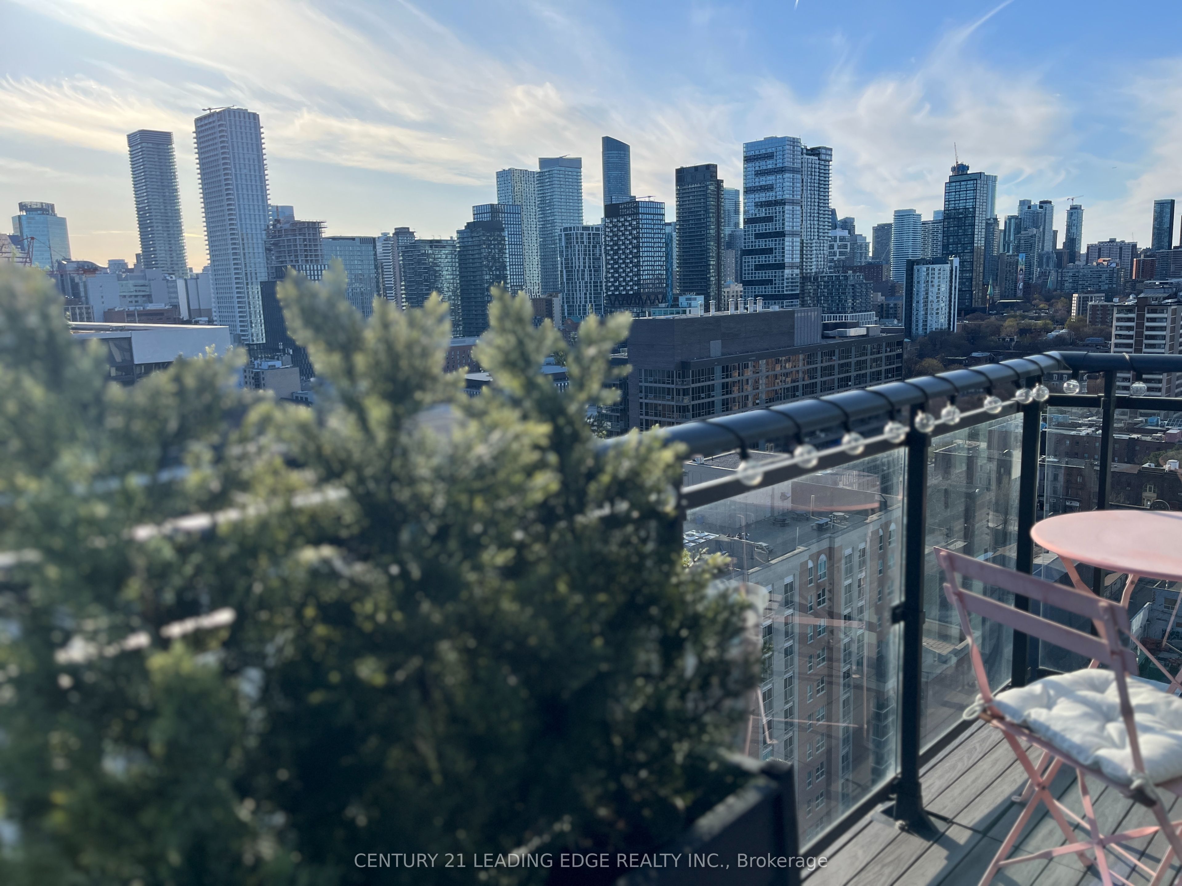 460 Adelaide Street E Ph203 Property Photo 28