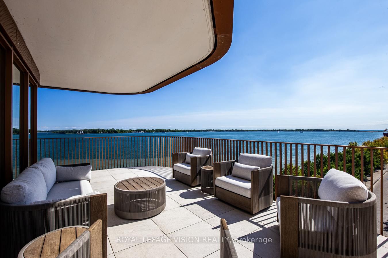 155 Merchants' Wharf 512 Property Photo 1