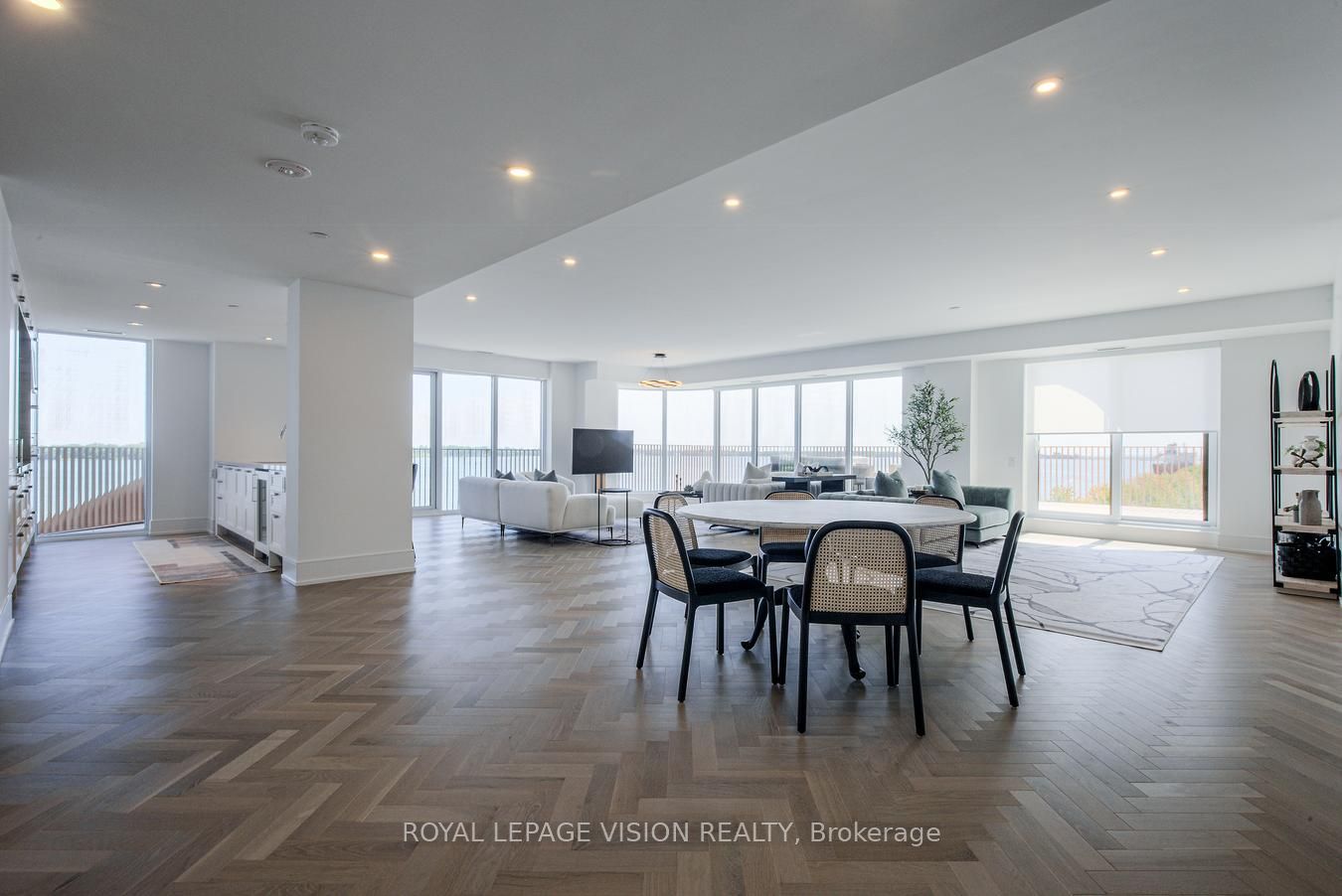 155 Merchants' Wharf 512 Property Photo 6