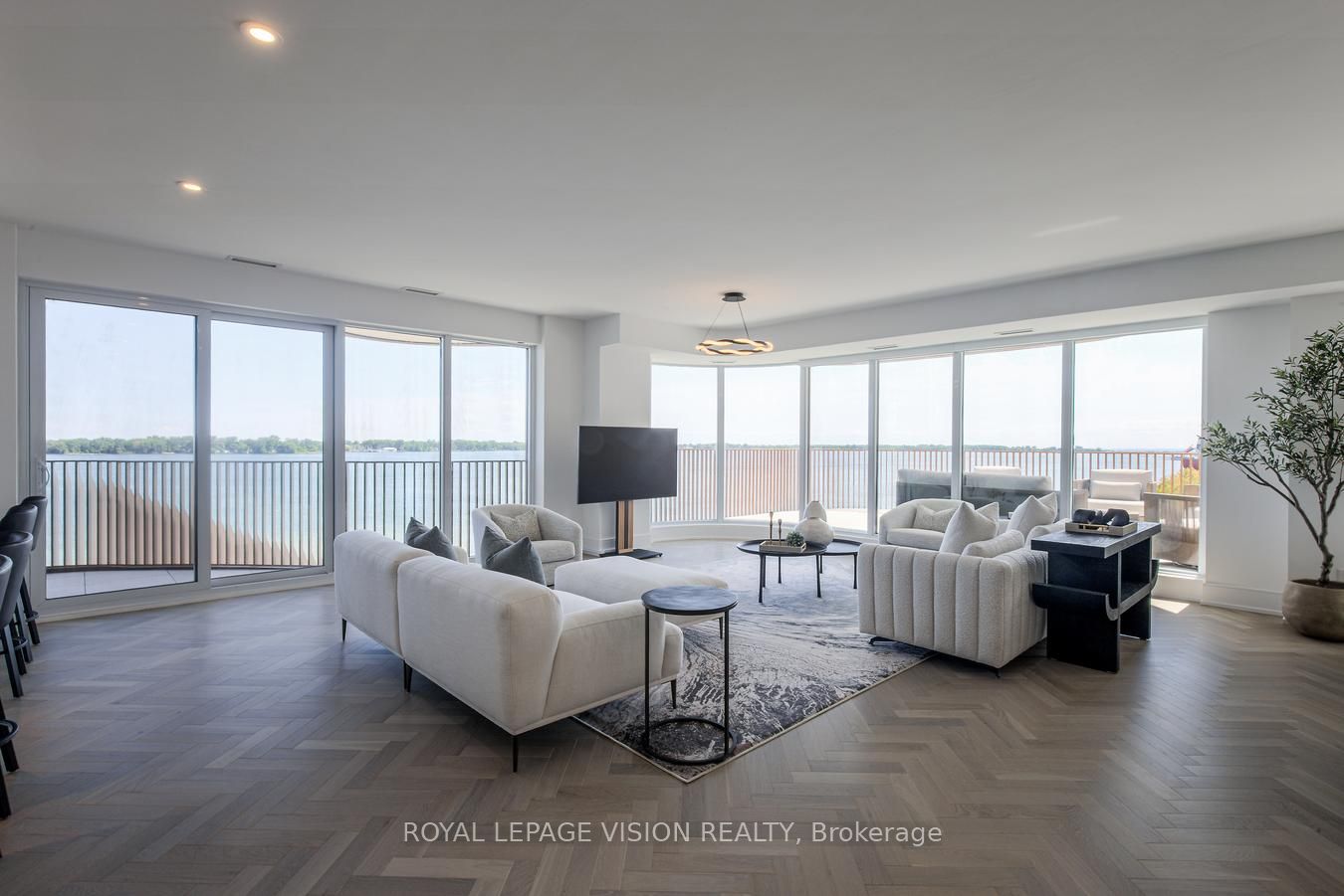 155 Merchants' Wharf 512 Property Photo 9