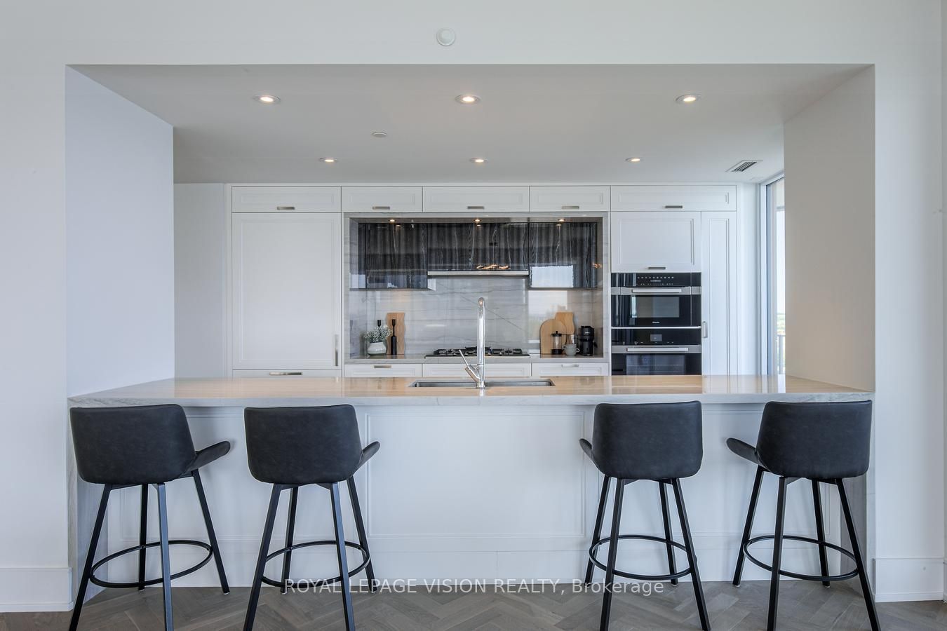 155 Merchants' Wharf 512 Property Photo 17