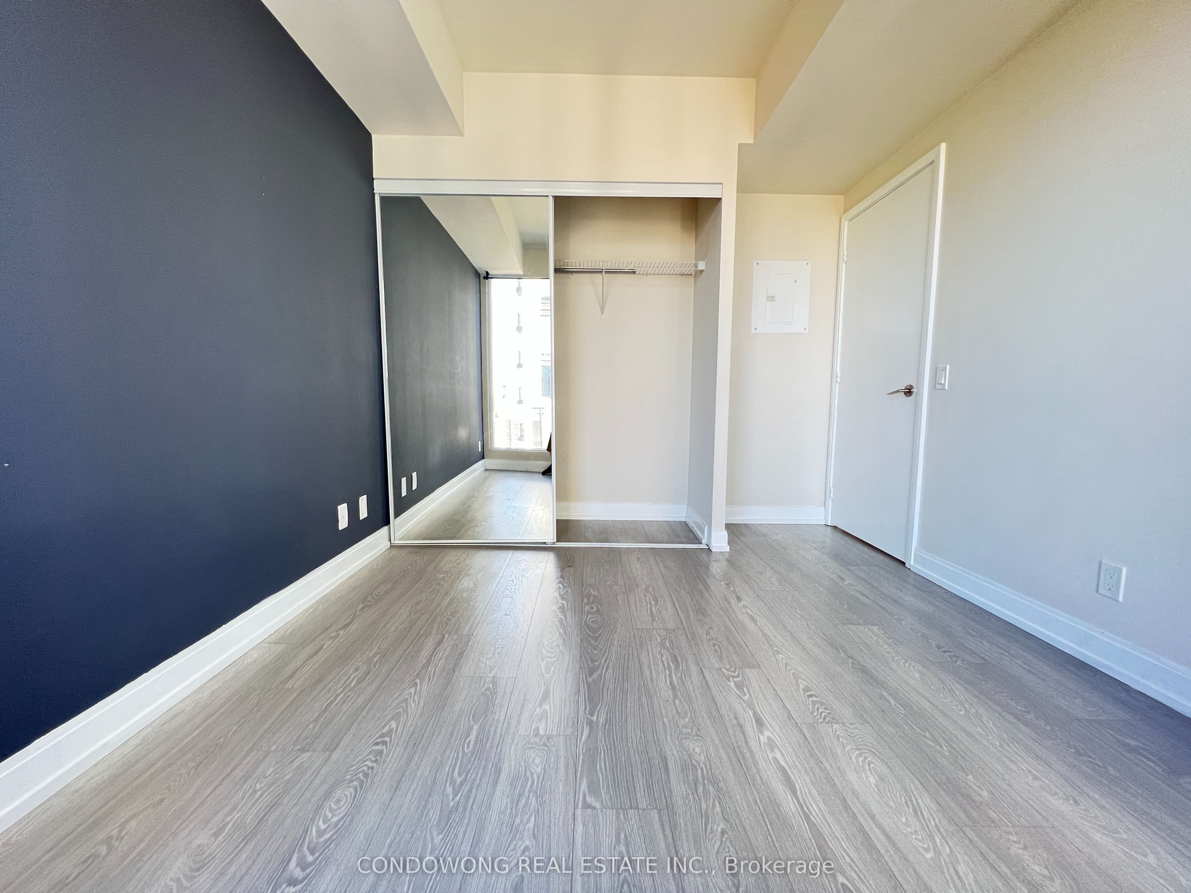 181 Dundas Street E 4101 Property Photo 10