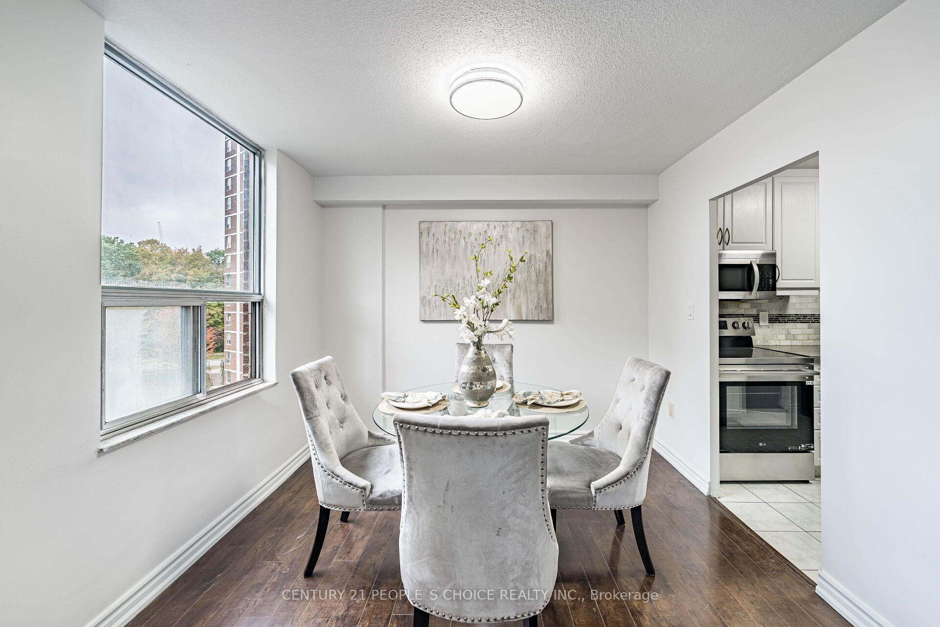 10 Edgecliffe Golfway 809 Property Photo 15