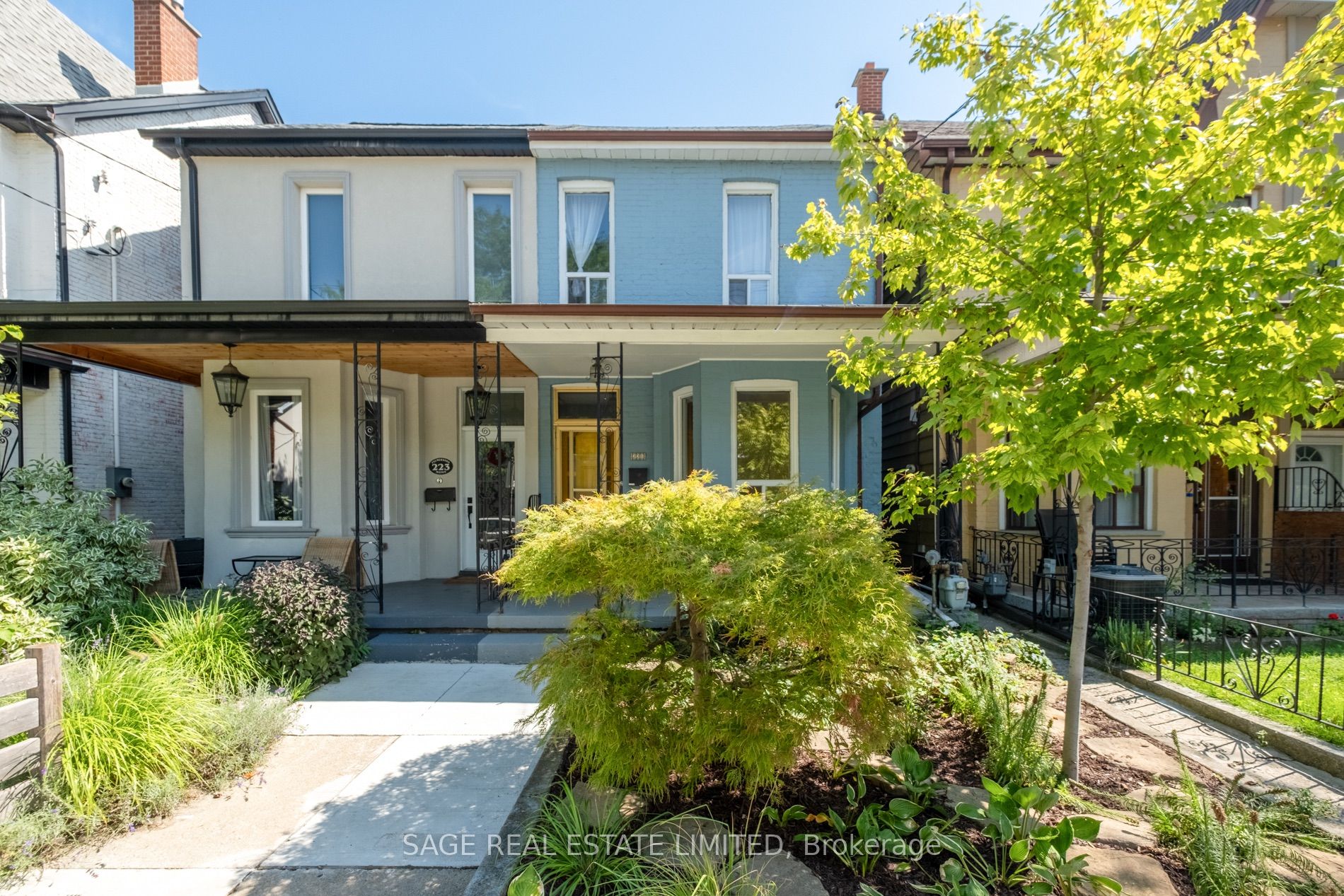 221 Palmerston Avenue Property Photo 1
