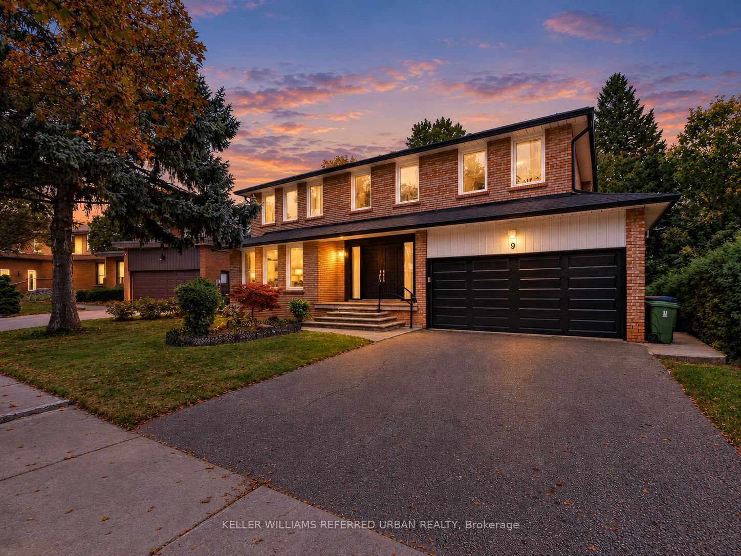 9 Tigerlily Court