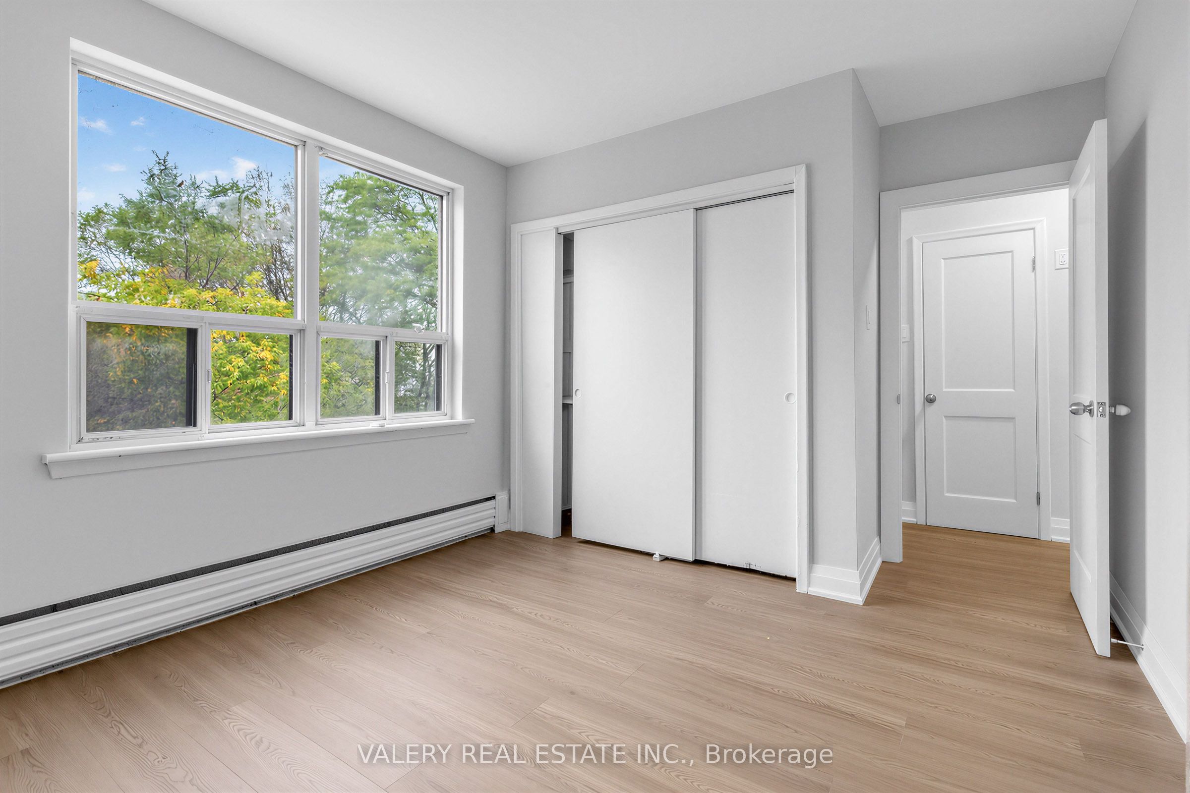 12 Westgate Boulevard 5 Property Photo 8