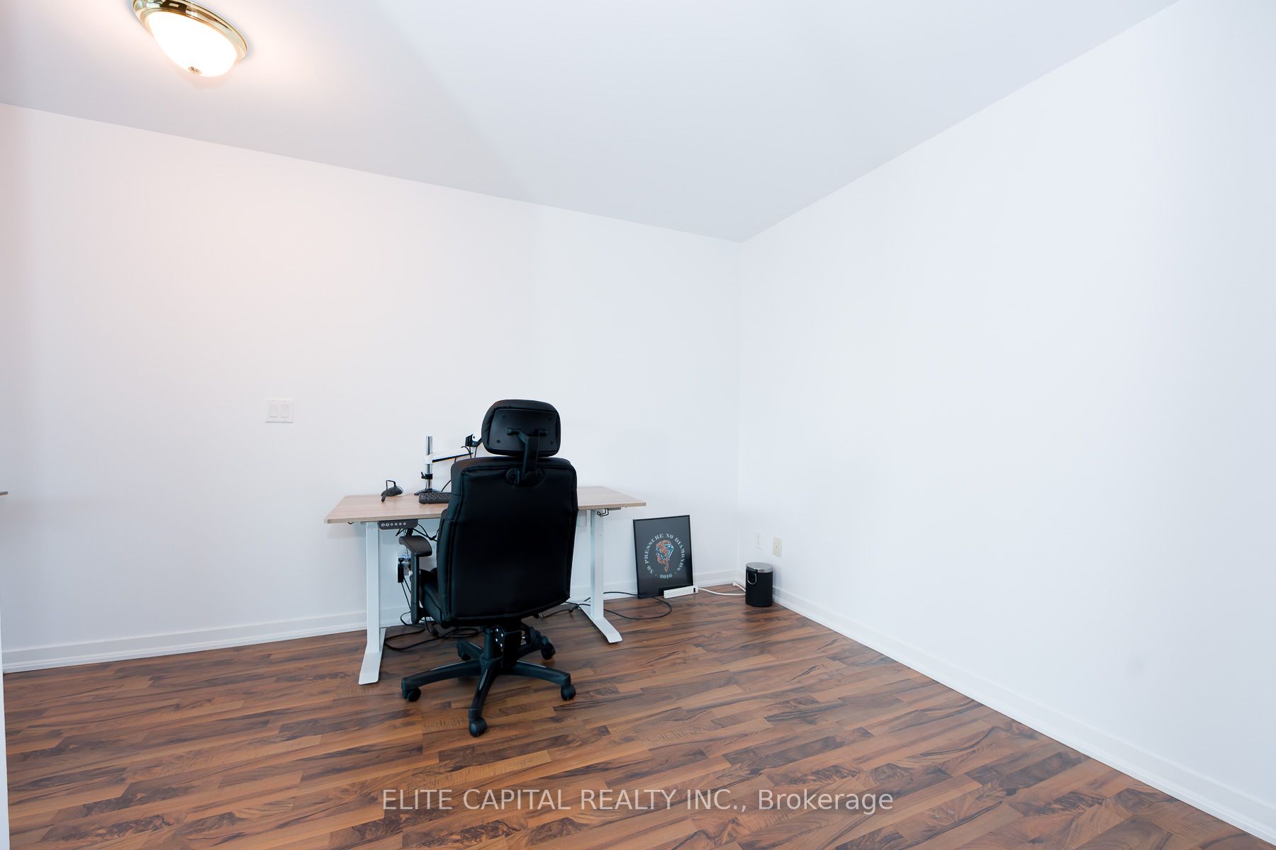 59 East Liberty Street 2207 Property Photo 15