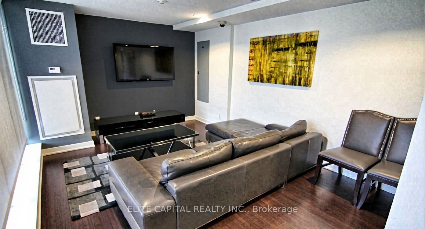 59 East Liberty Street 2207 Property Photo 20