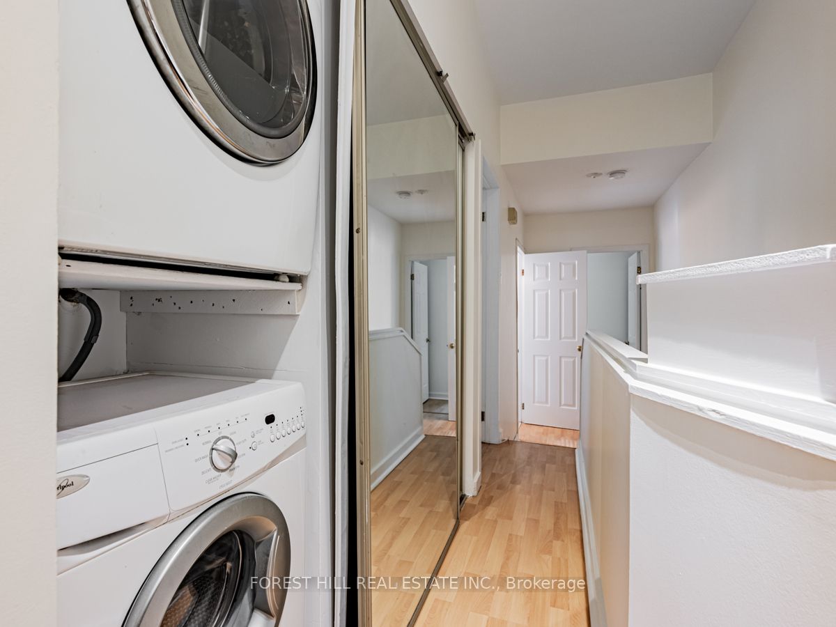 70 Macpherson Avenue Upper Property Photo 21