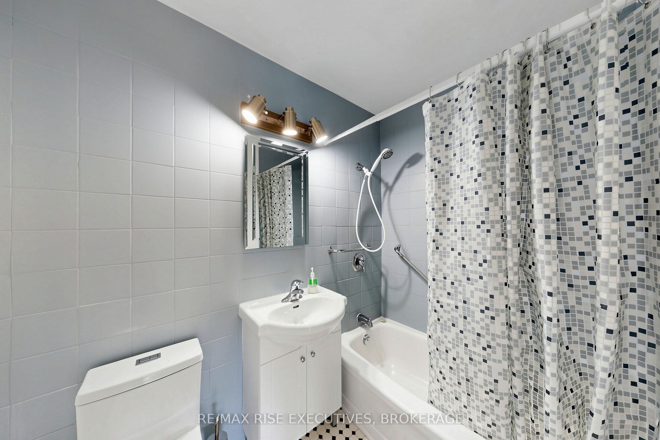 160 The Donway W 304 Property Photo 27