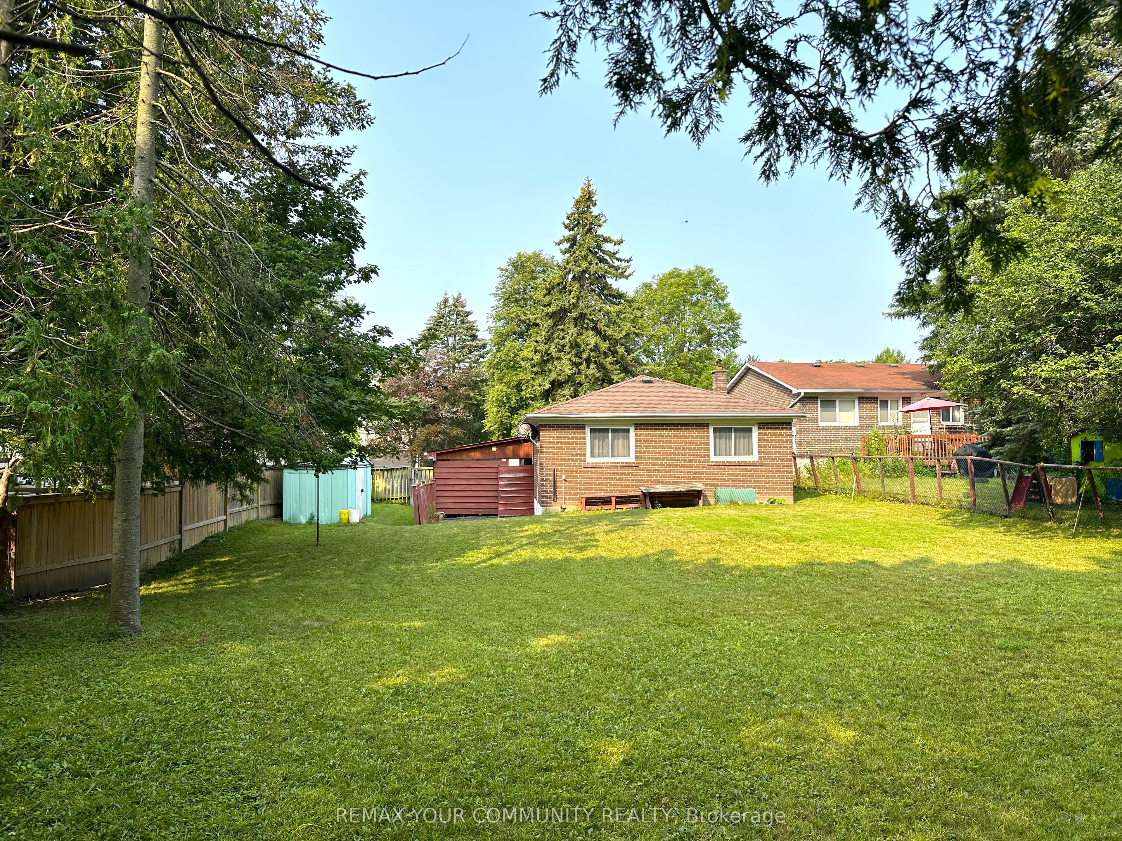 15 Resolution Crescent Property Photo 3