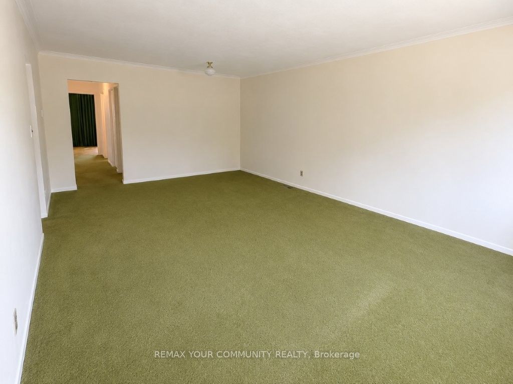 15 Resolution Crescent Property Photo 9