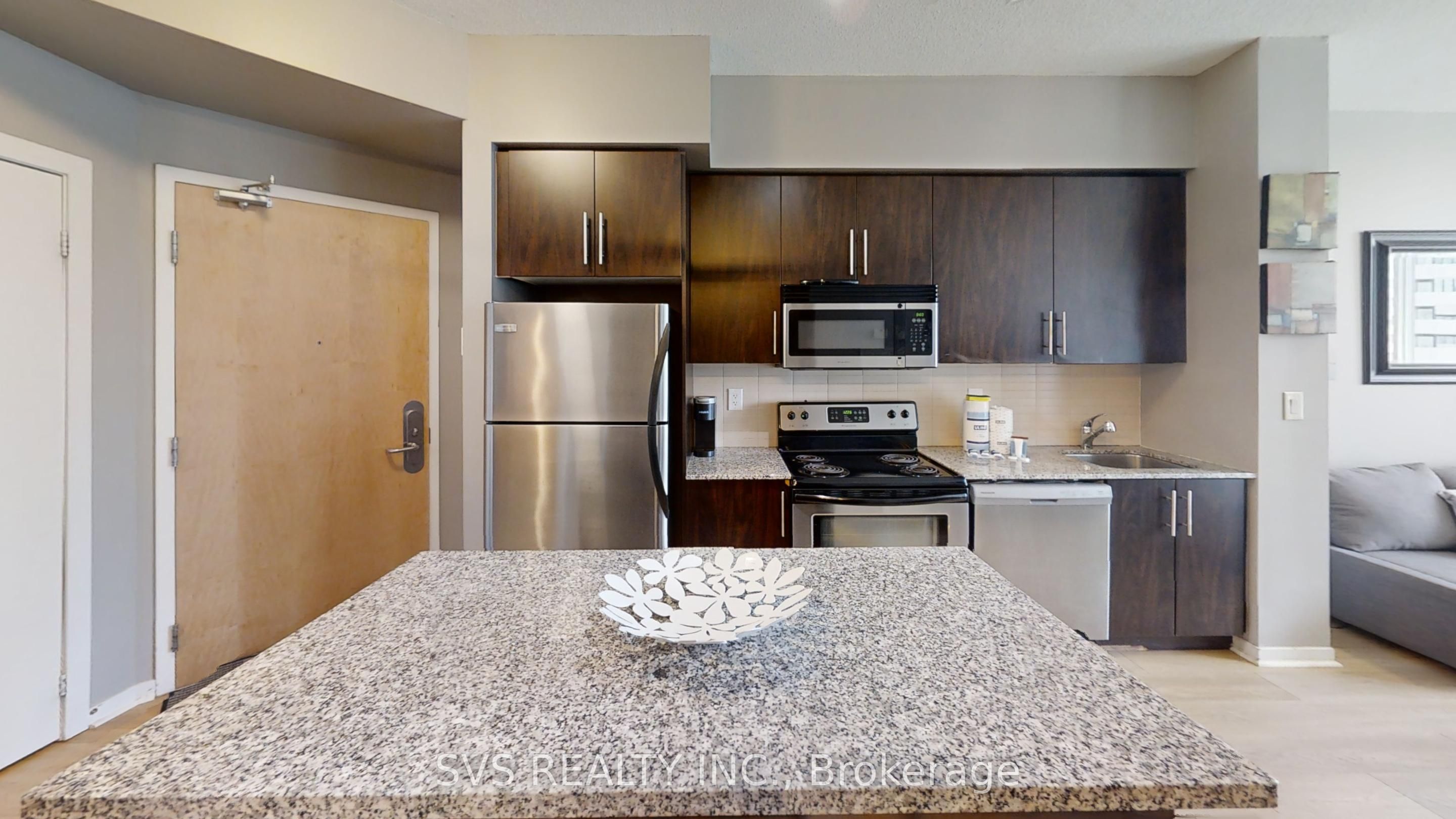 55 Bremner Boulevard 1705 Property Photo 2