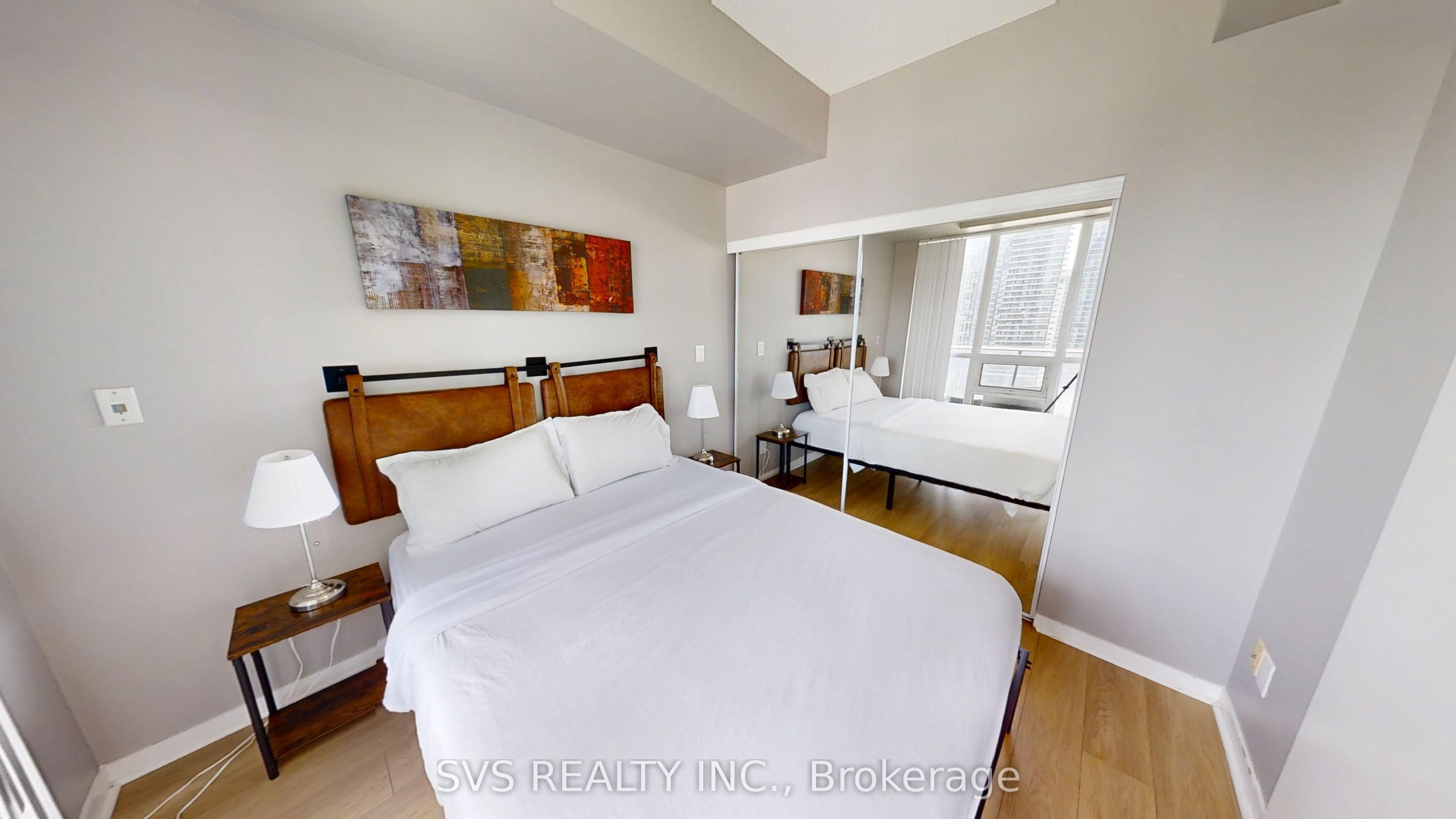 55 Bremner Boulevard 1705 Property Photo 3