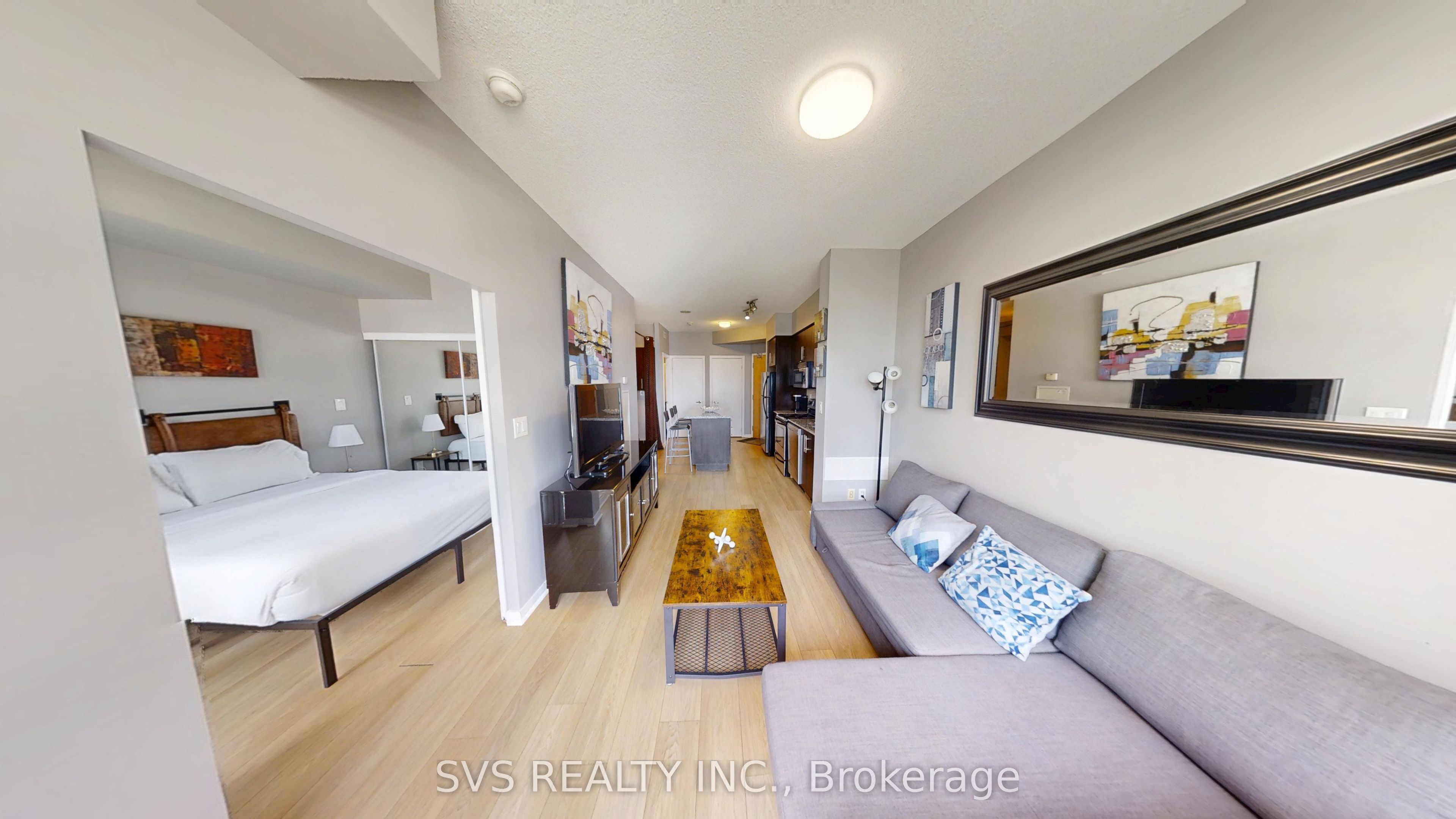 55 Bremner Boulevard 1705 Property Photo 4
