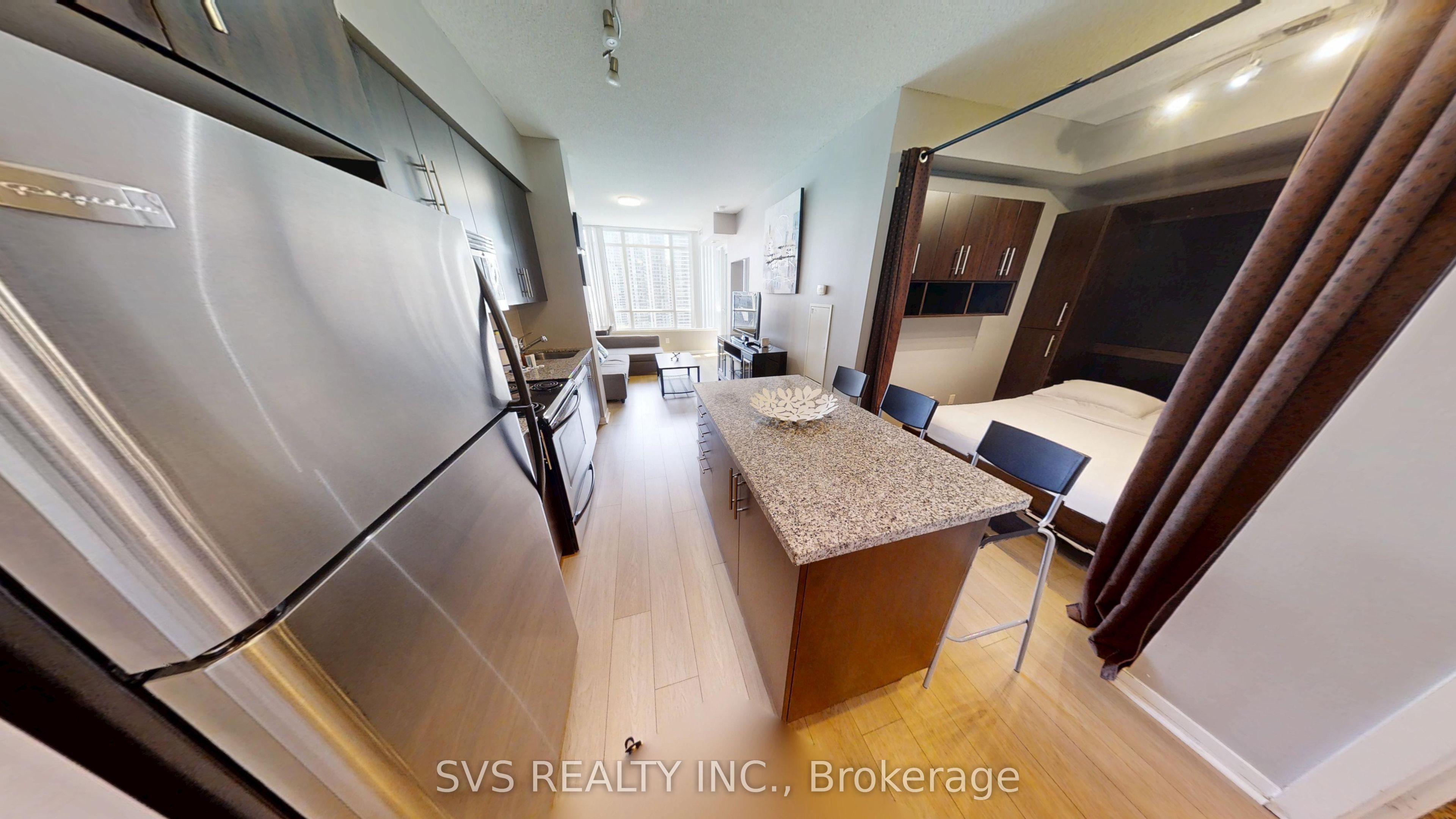 55 Bremner Boulevard 1705 Property Photo 8