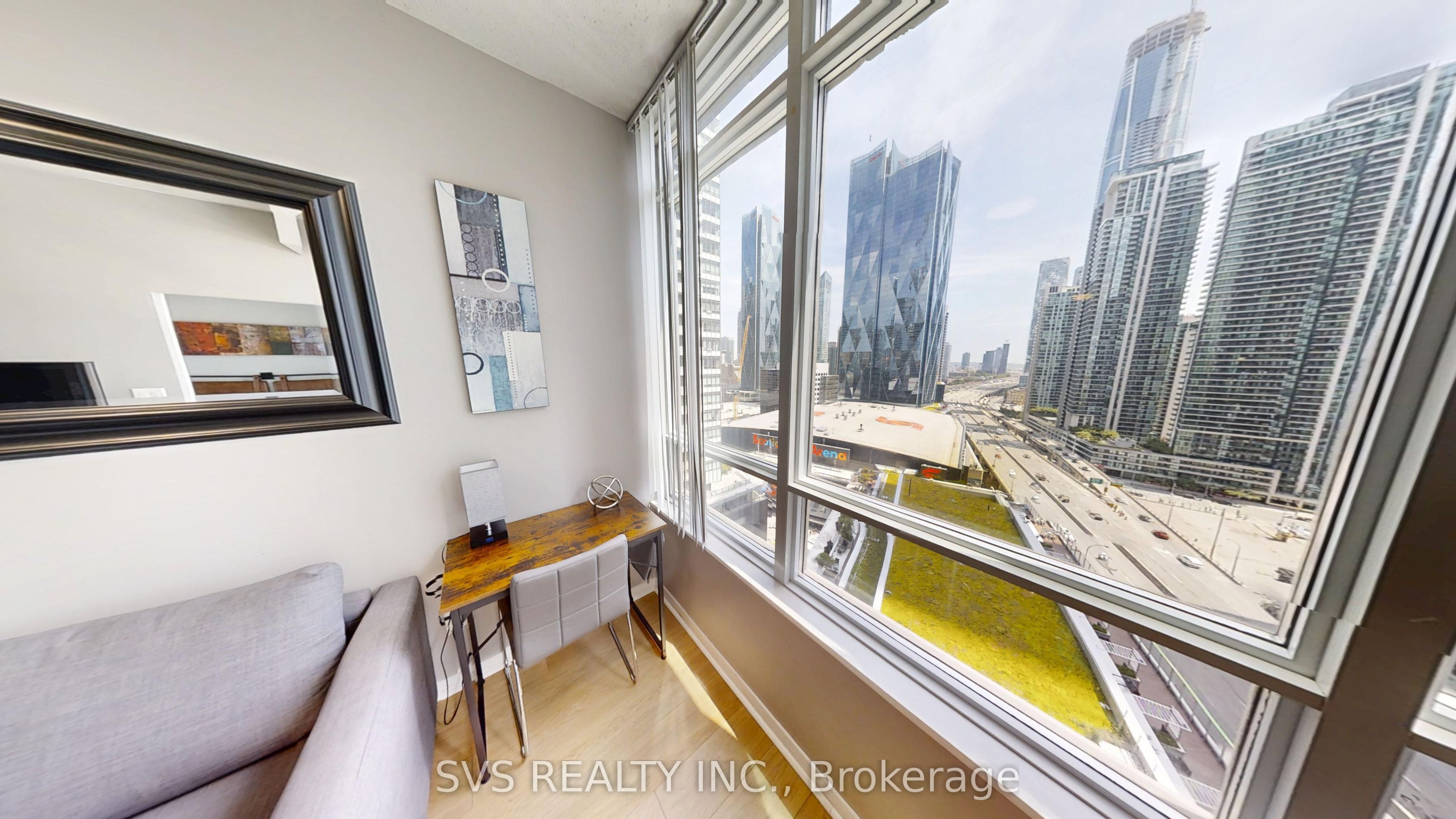 55 Bremner Boulevard 1705 Property Photo 11