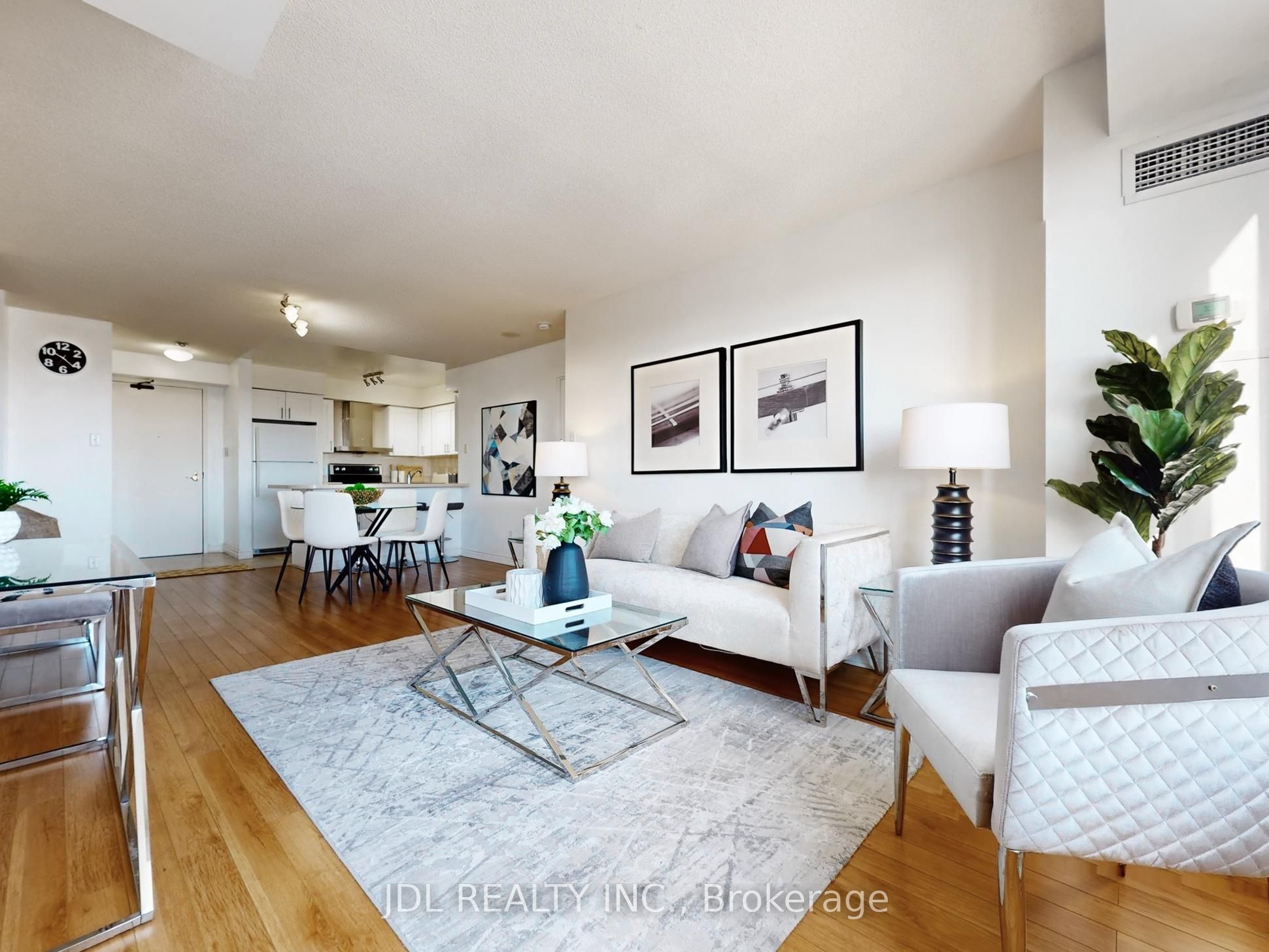 260 Doris Avenue 906 Property Photo 6
