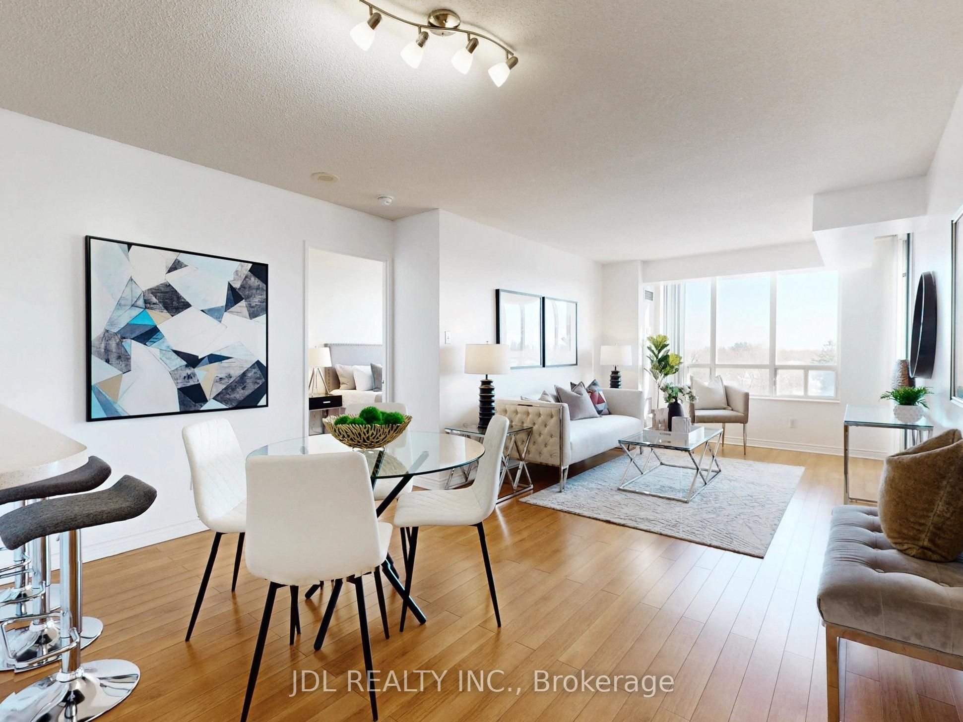 260 Doris Avenue 906 Property Photo 12