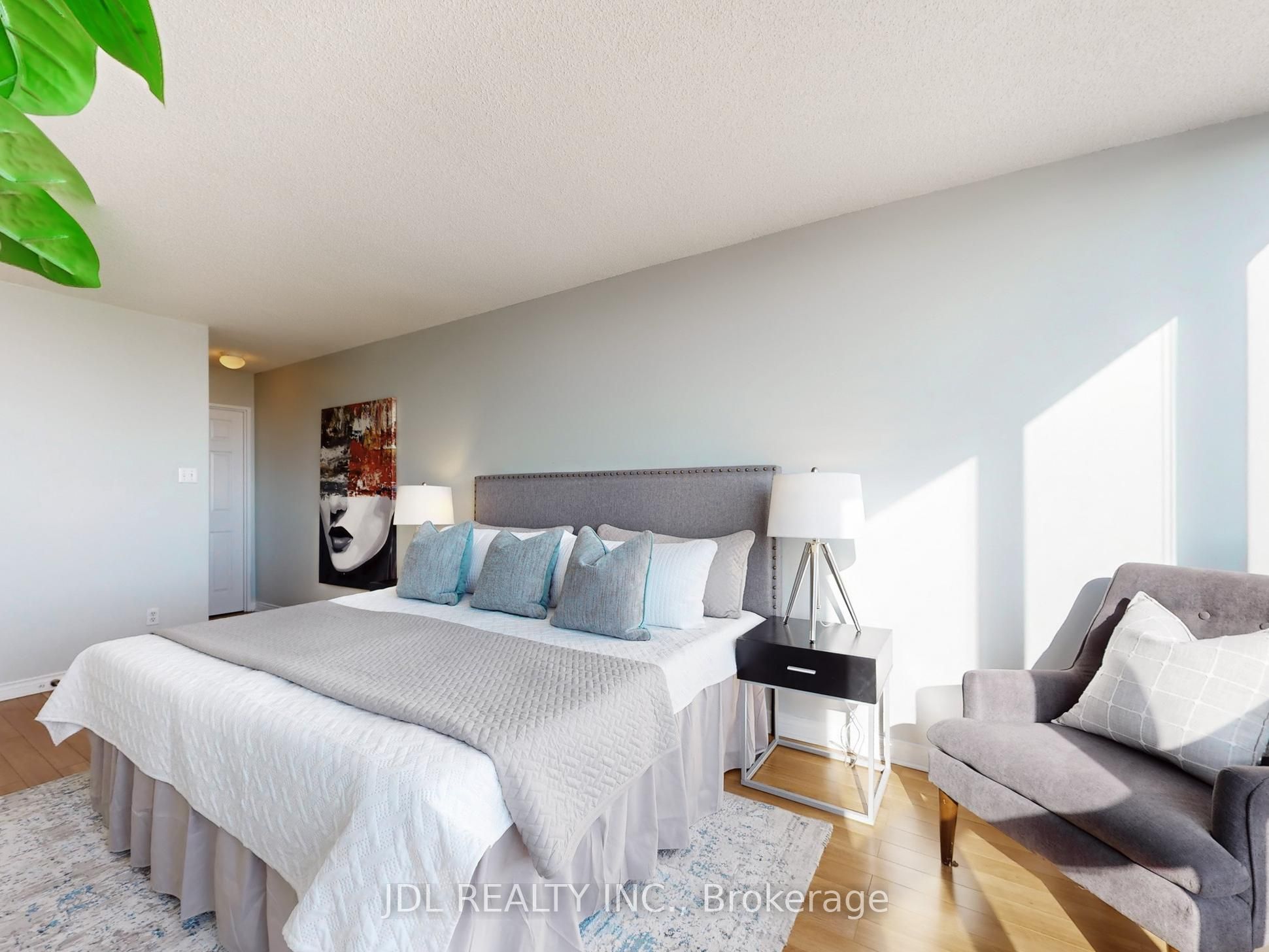260 Doris Avenue 906 Property Photo 15