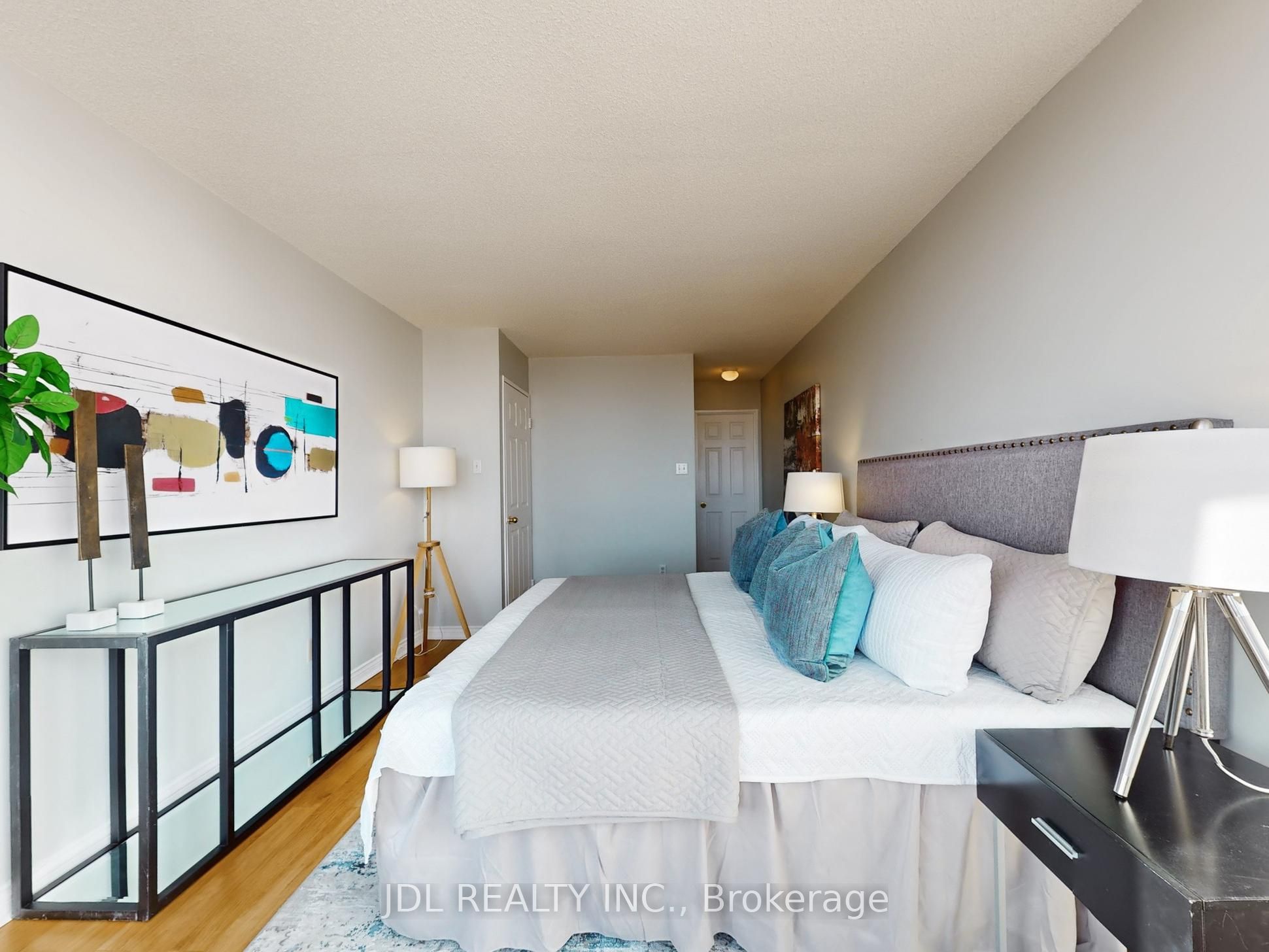 260 Doris Avenue 906 Property Photo 16