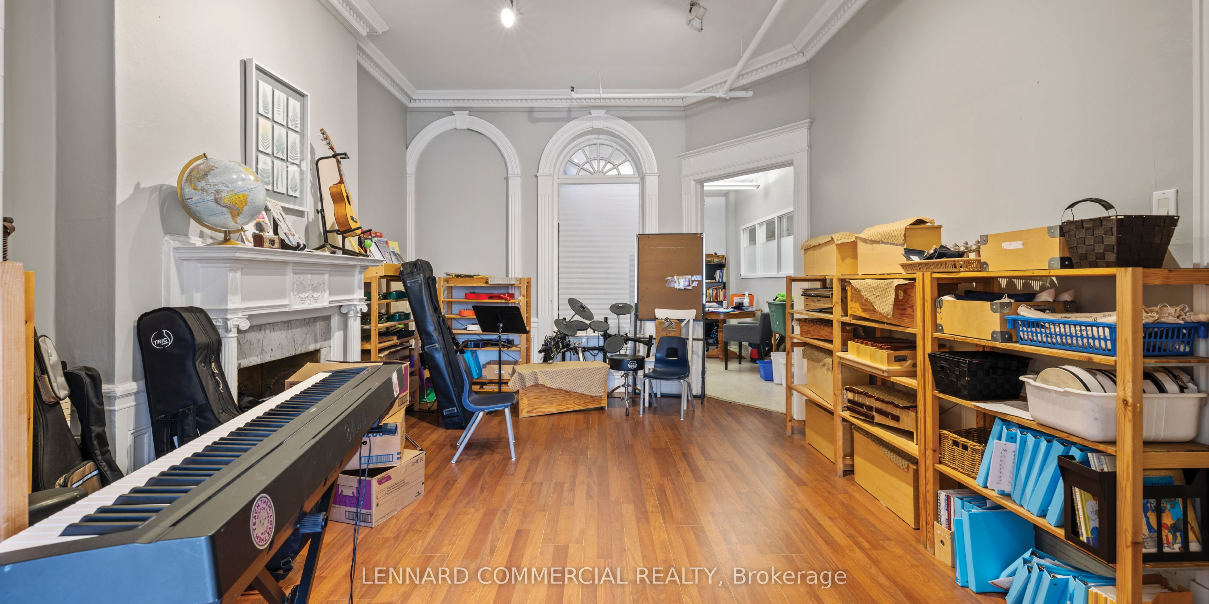 39 Spadina Road Property Photo 10