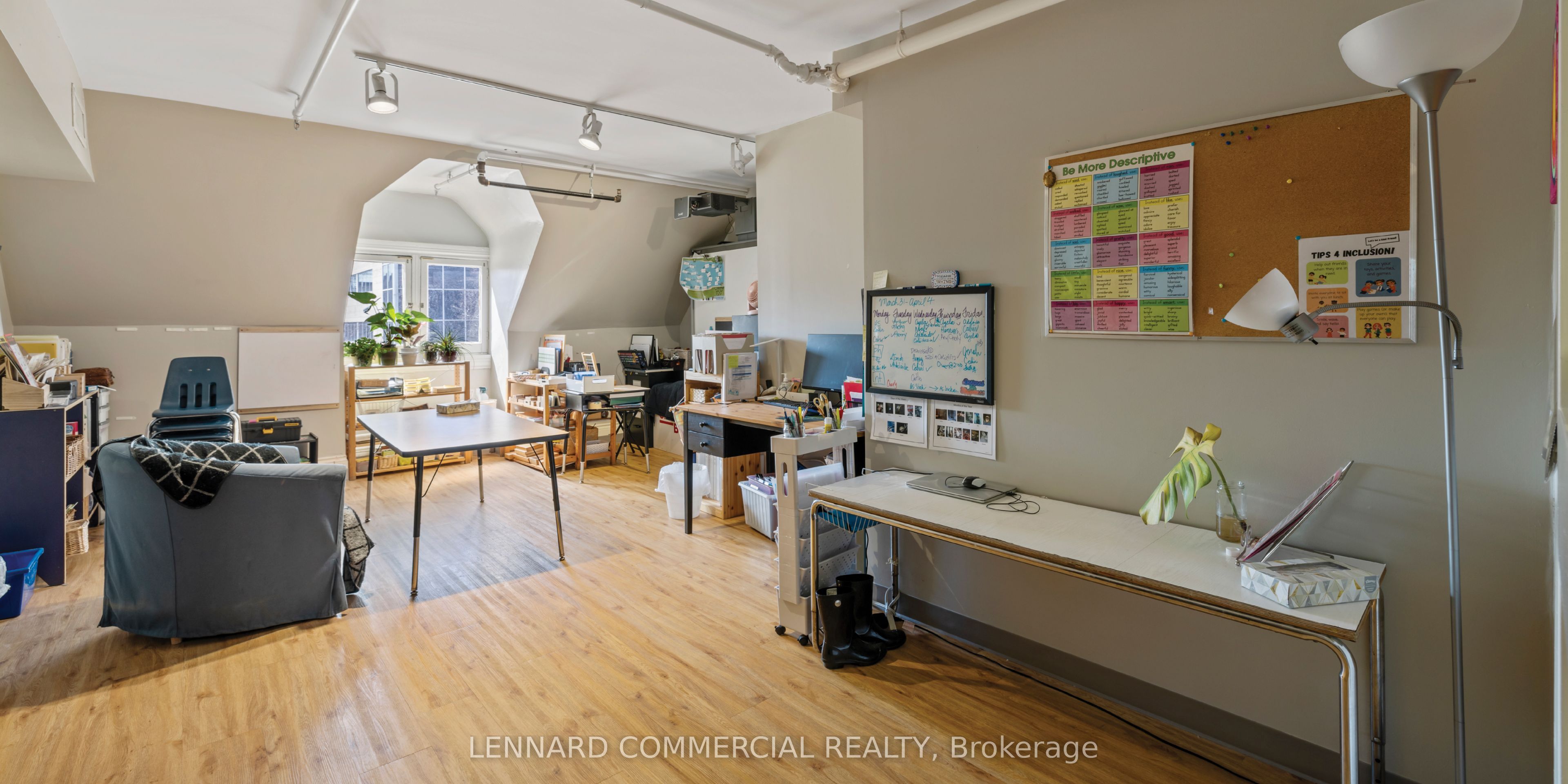 39 Spadina Road Property Photo 13