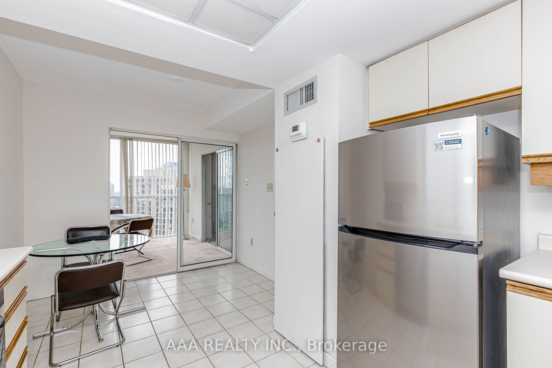 5 Concorde Place 2101 Property Photo 19