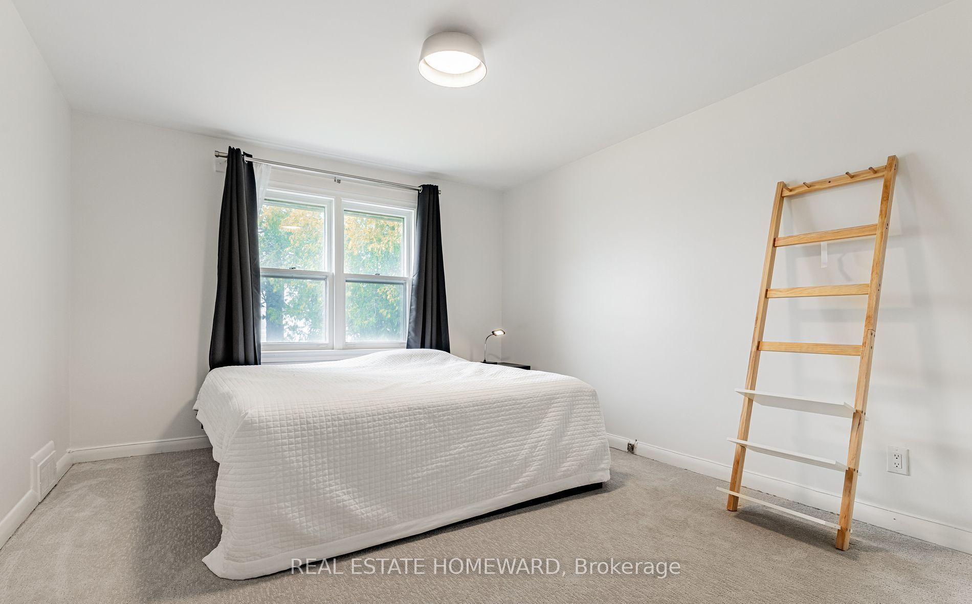 11 Greenbriar Road Main Property Photo 7