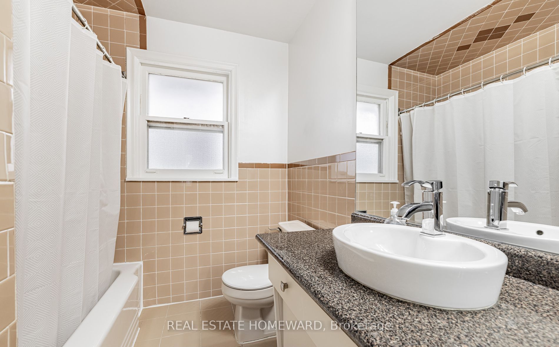 11 Greenbriar Road Main Property Photo 8