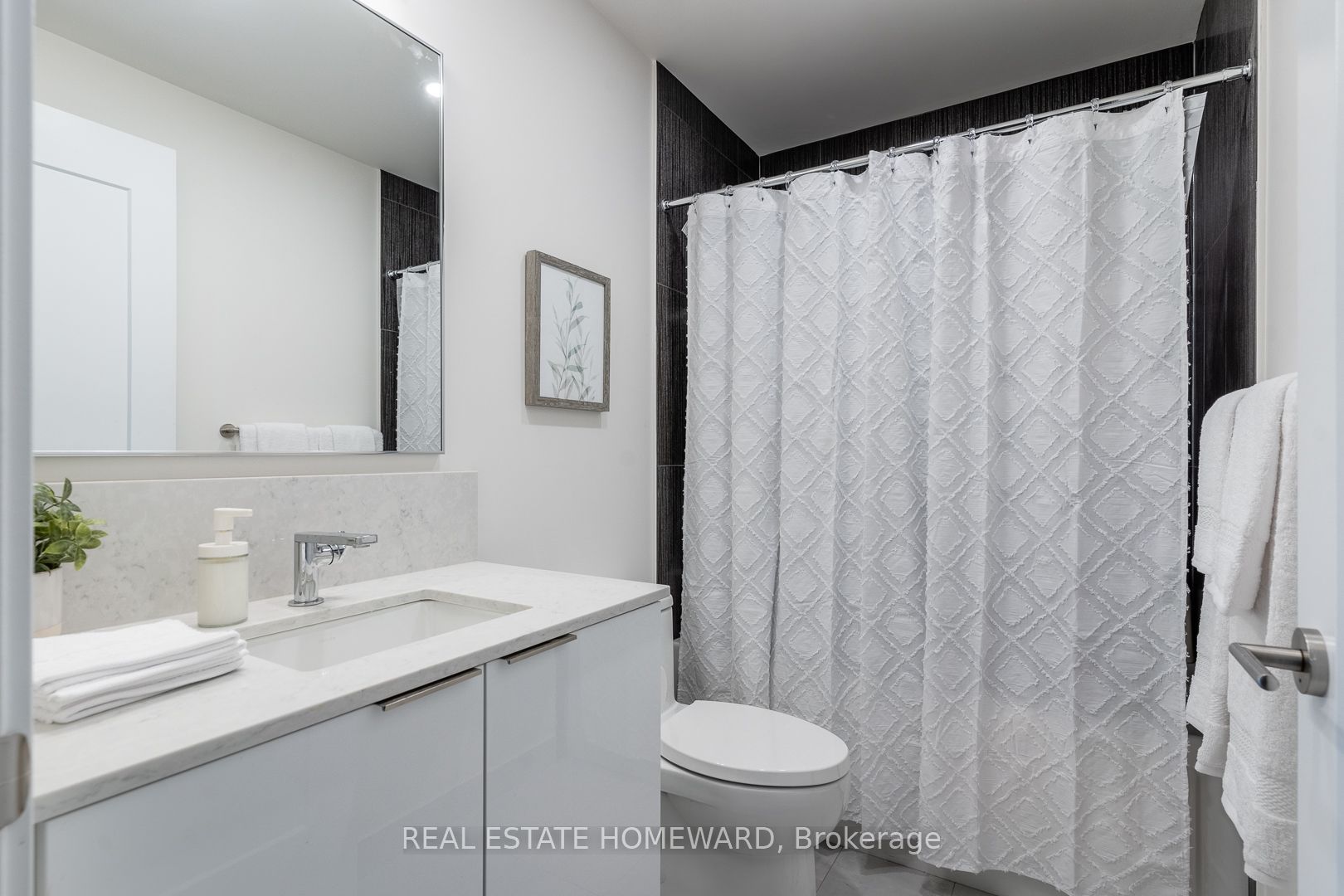 28 Freeland St. Street 3907 Property Photo 12