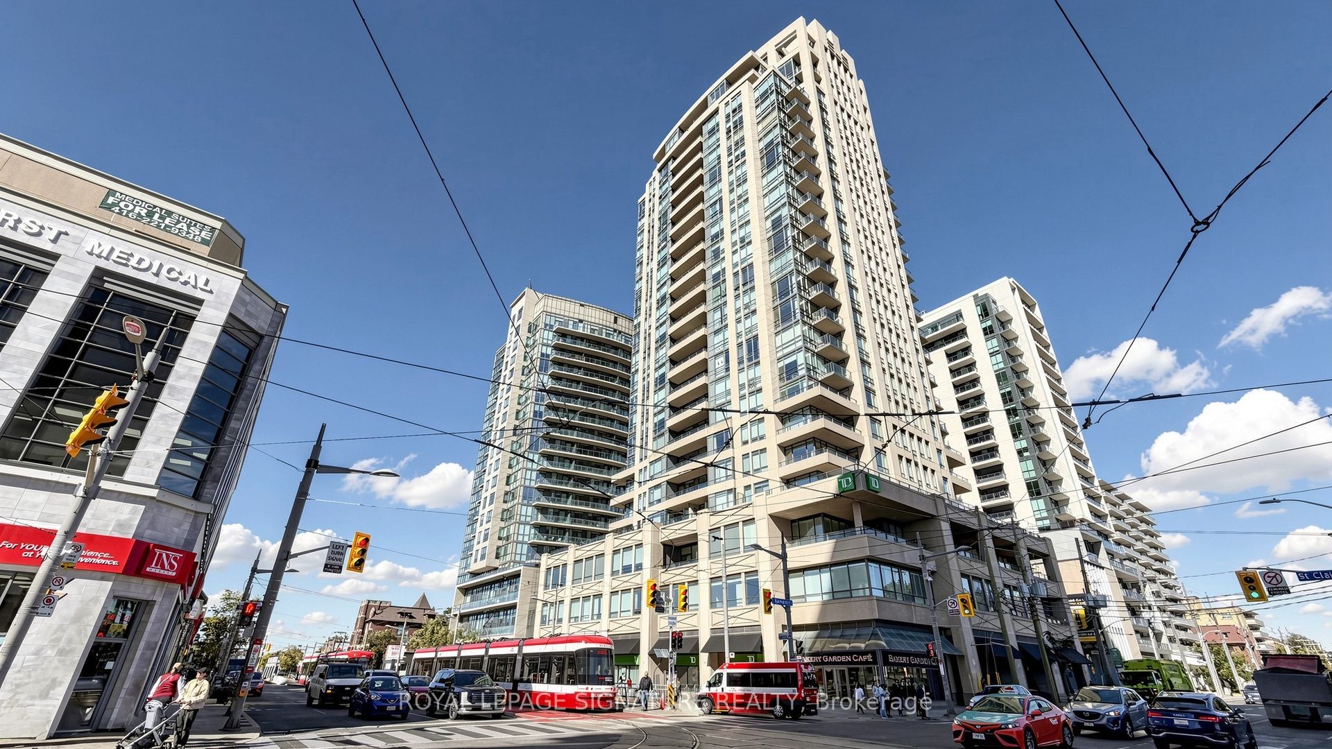 500 St Clair Avenue W 402 Property Photo 1