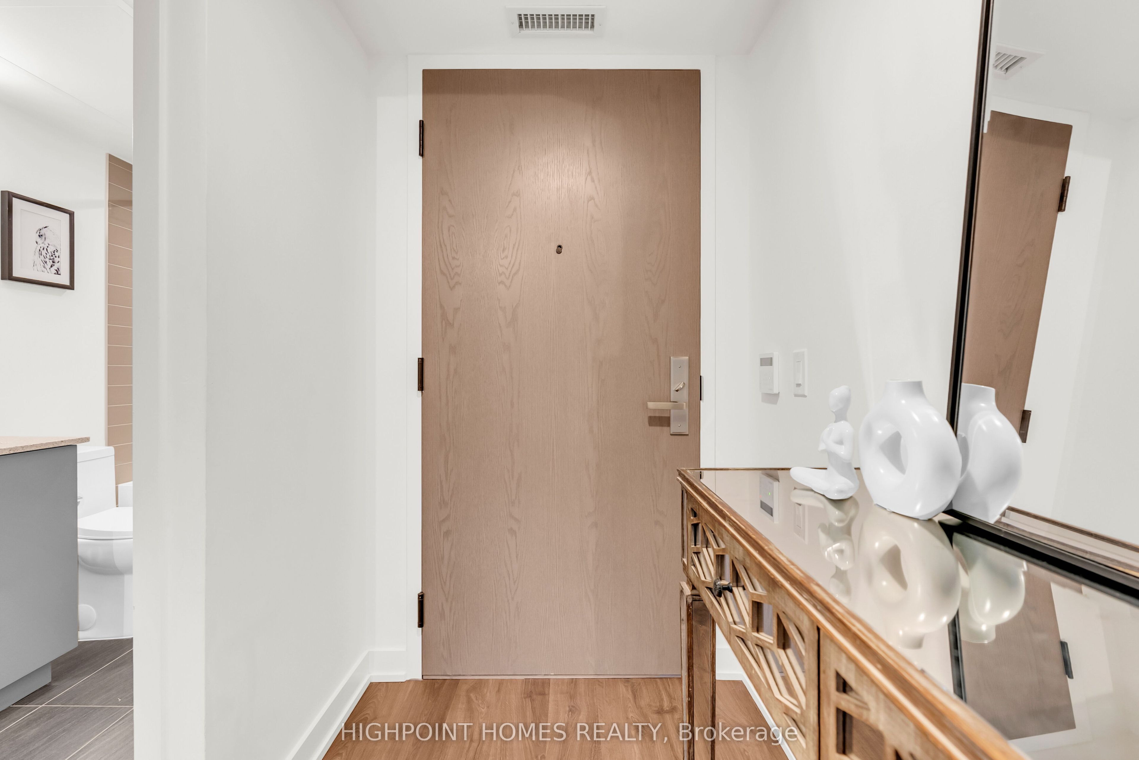 30 Tretti Way 610 Property Photo 8