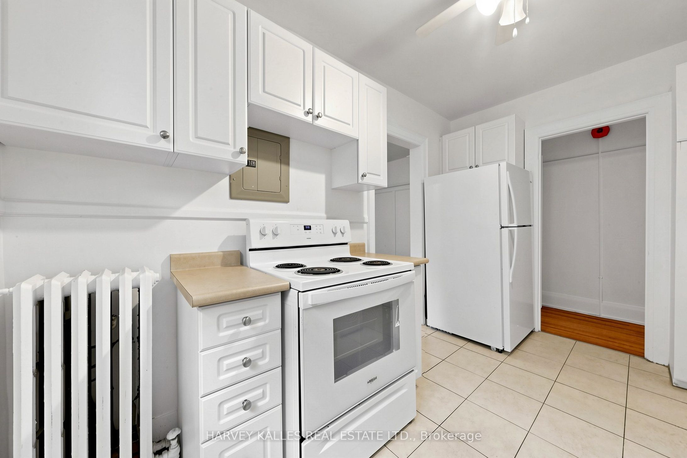 163 Highbourne Road South 2nd Property Photo 22