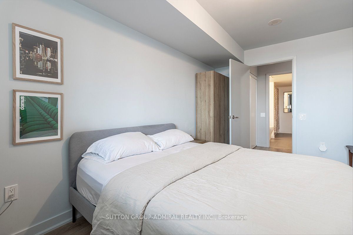 775 King Street W 221 Property Photo 14