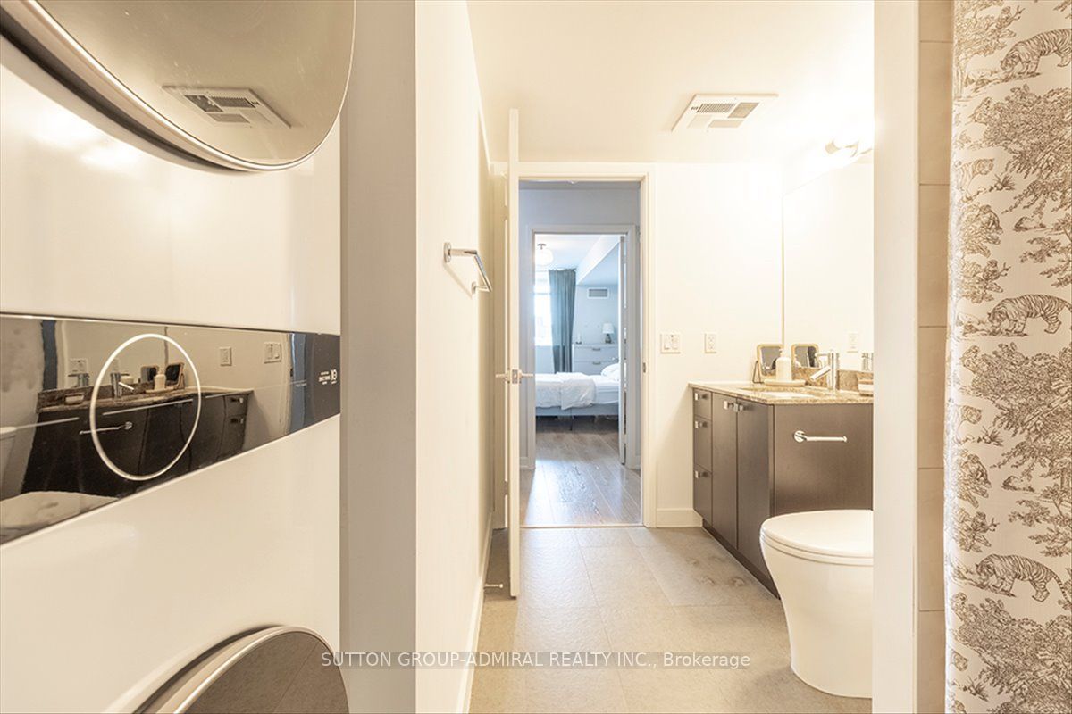 775 King Street W 221 Property Photo 24