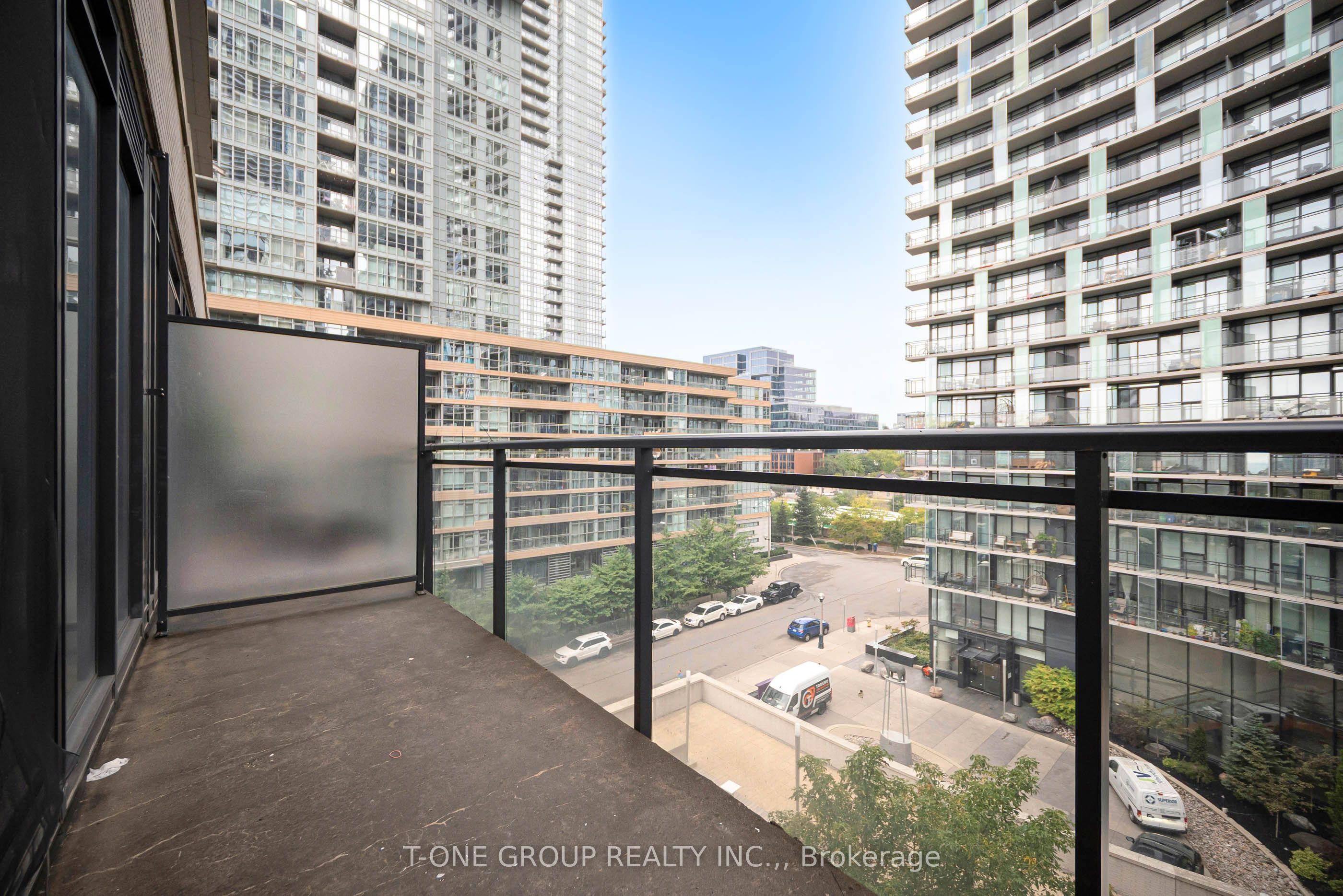 8 Telegram Mews 738 Property Photo 32
