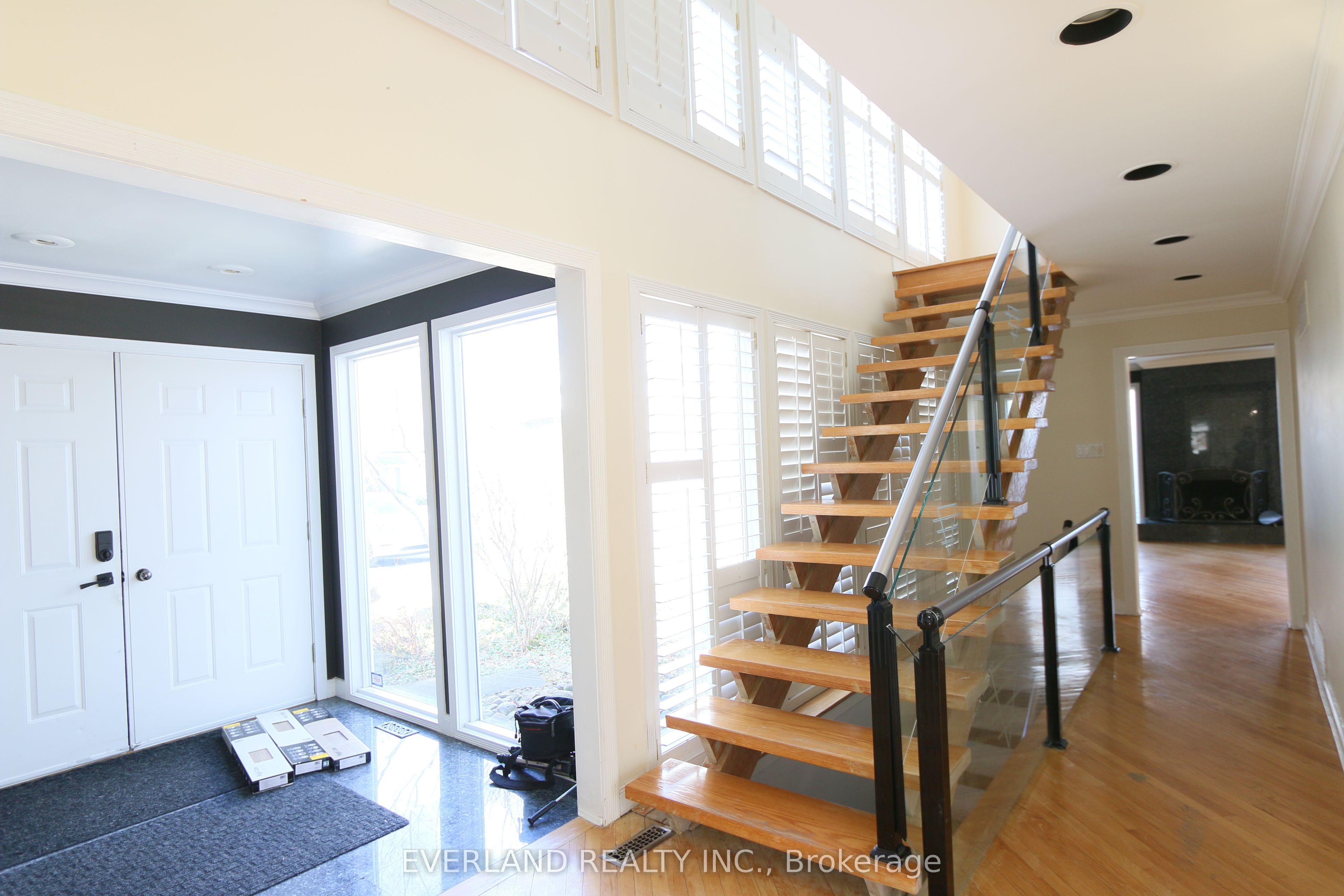 18 Silvergrove Road Property Photo 6
