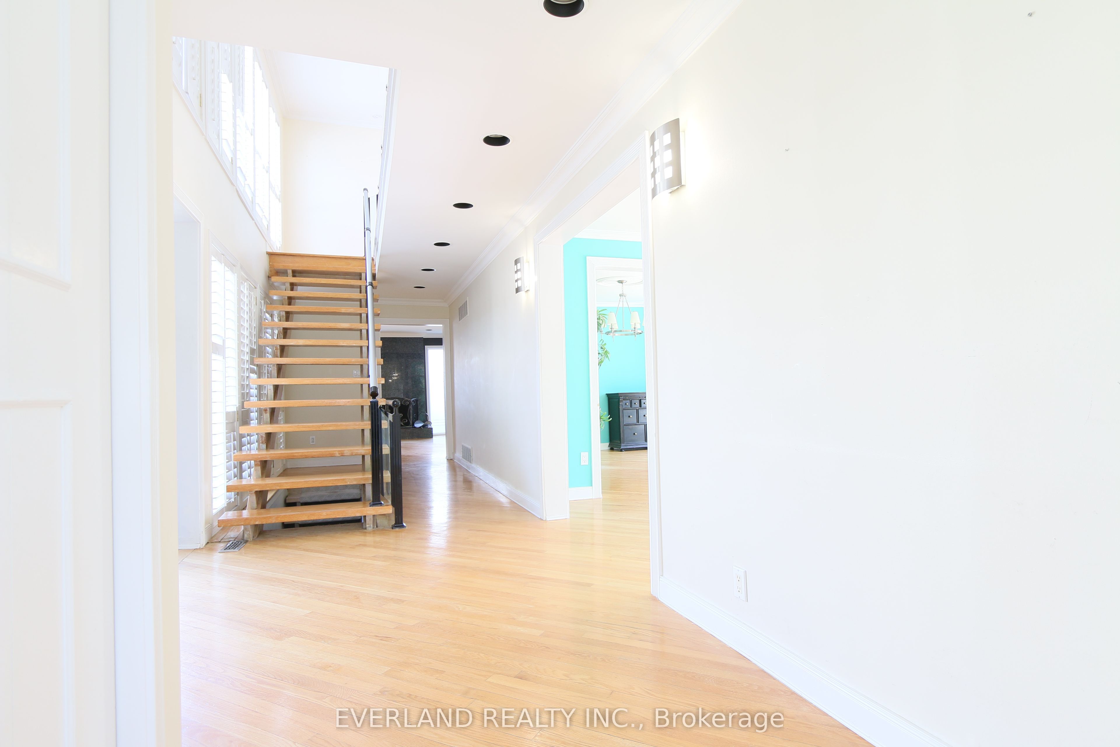 18 Silvergrove Road Property Photo 7