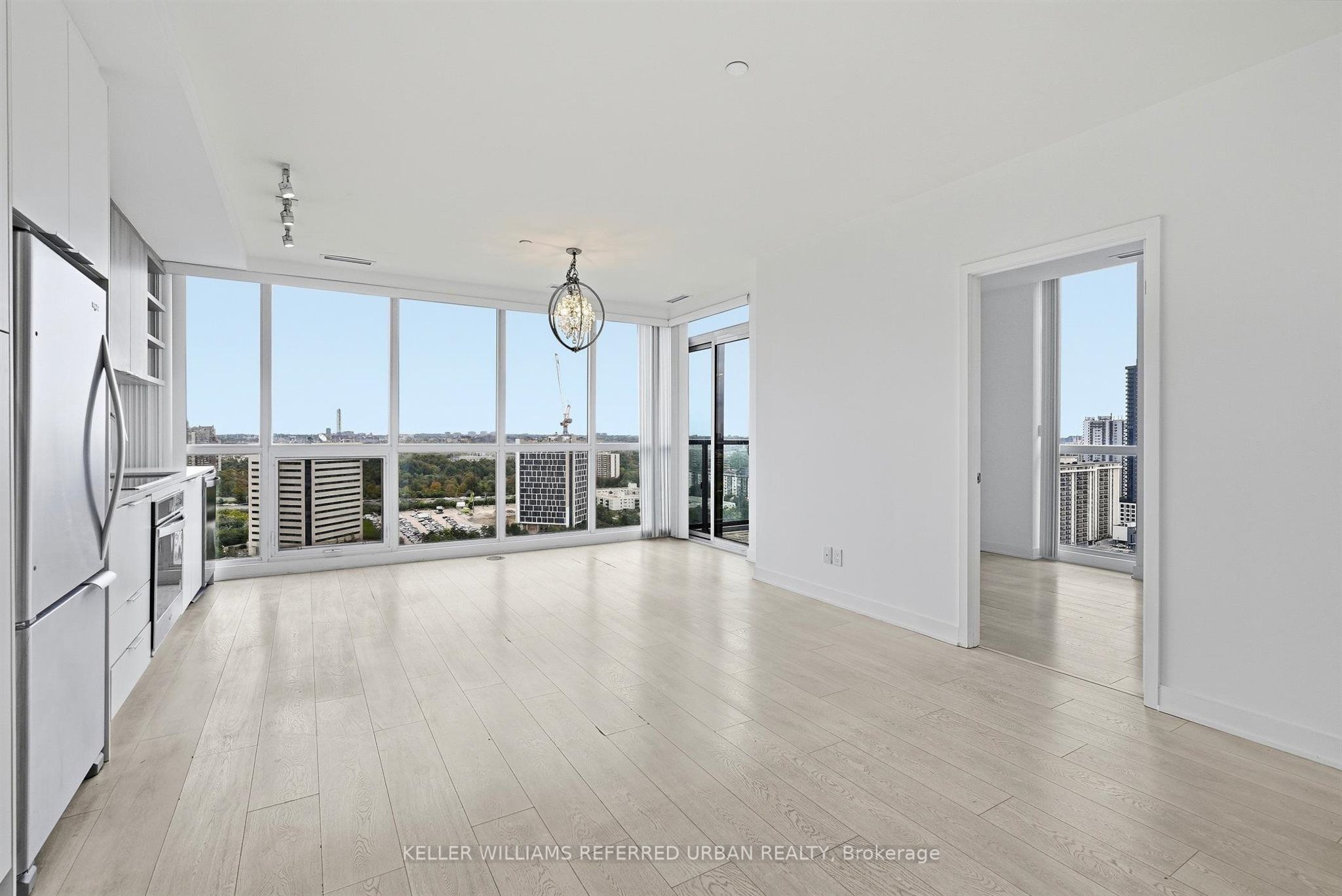6 Sonic Way 2207 Property Photo 1