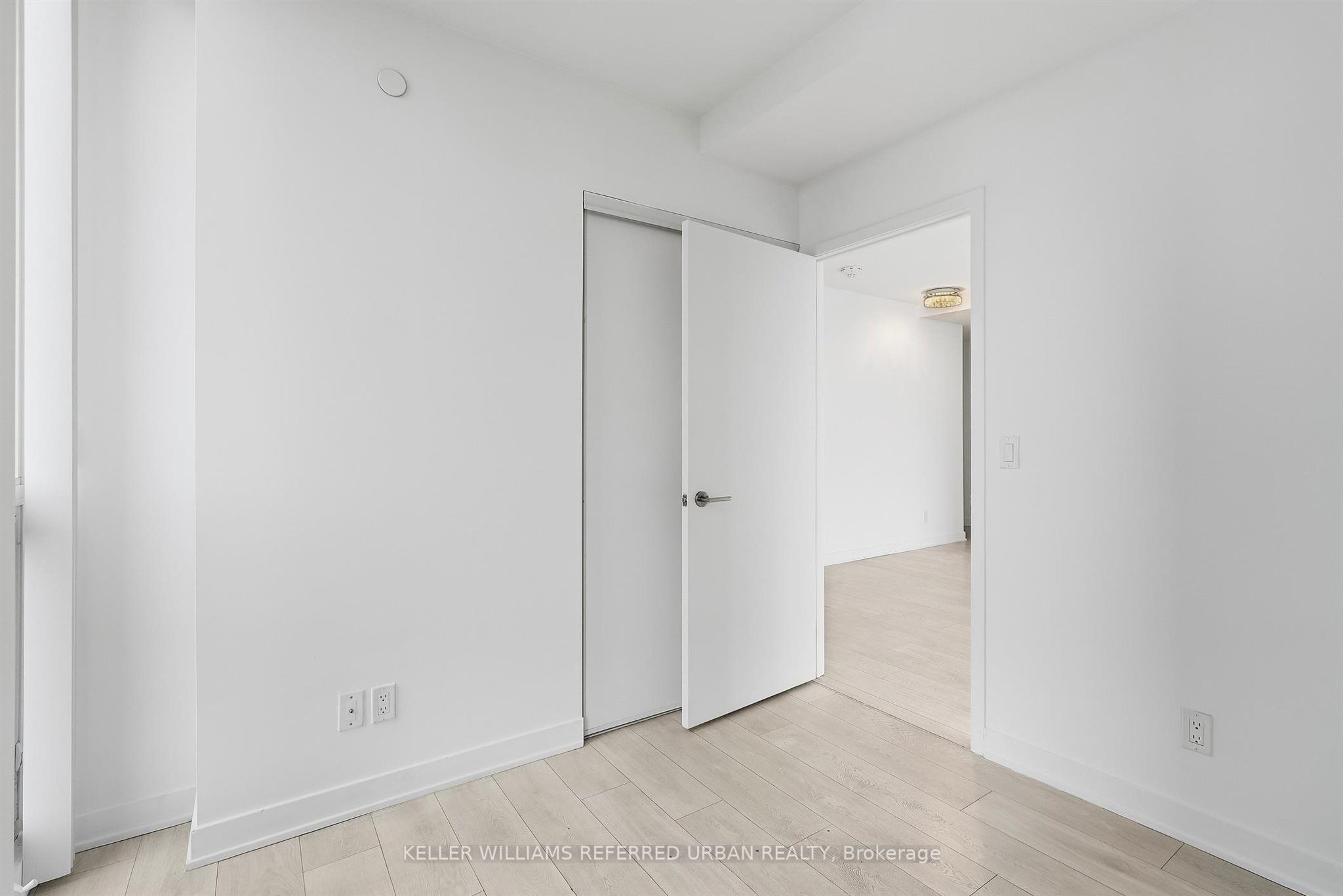 6 Sonic Way 2207 Property Photo 9