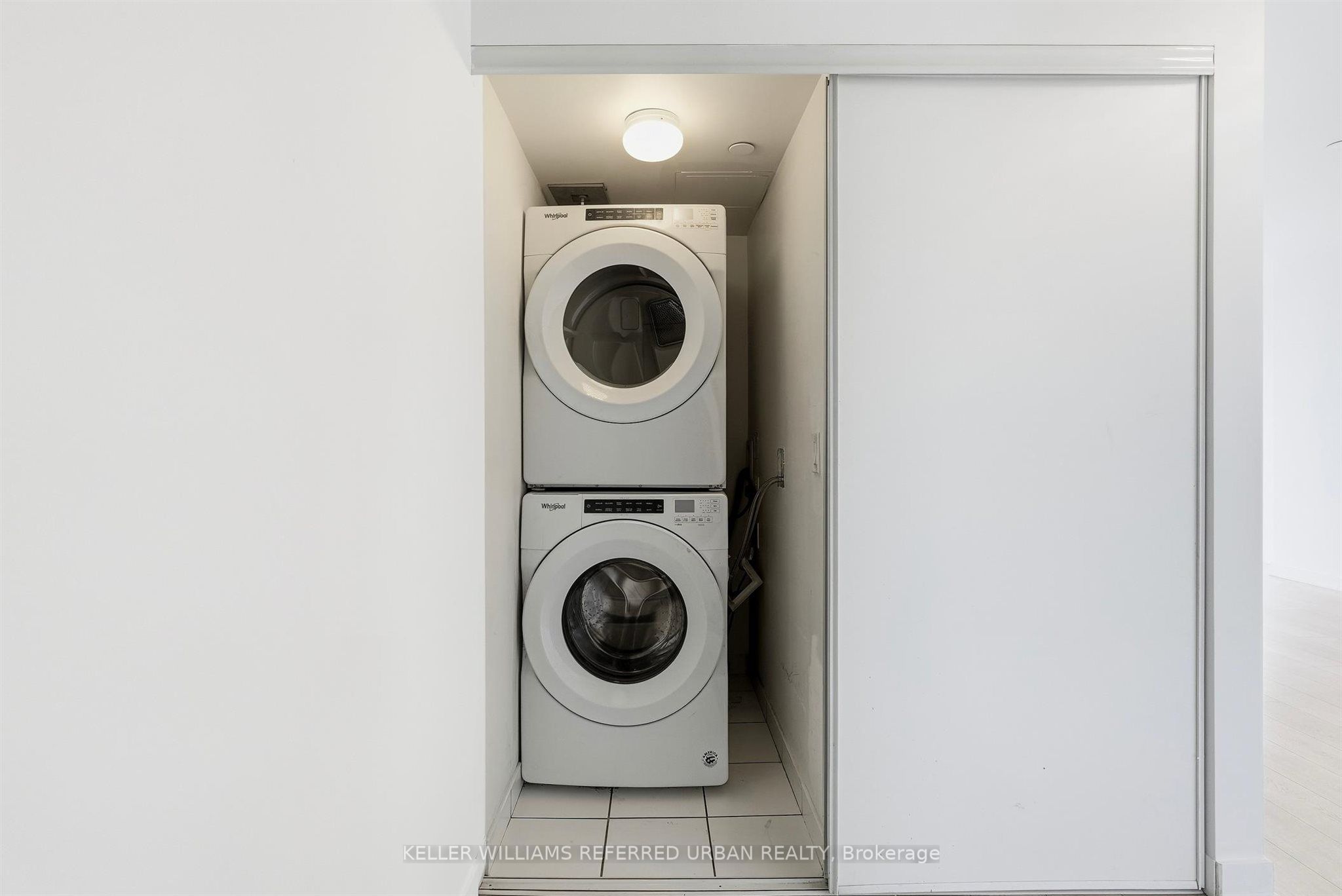 6 Sonic Way 2207 Property Photo 29