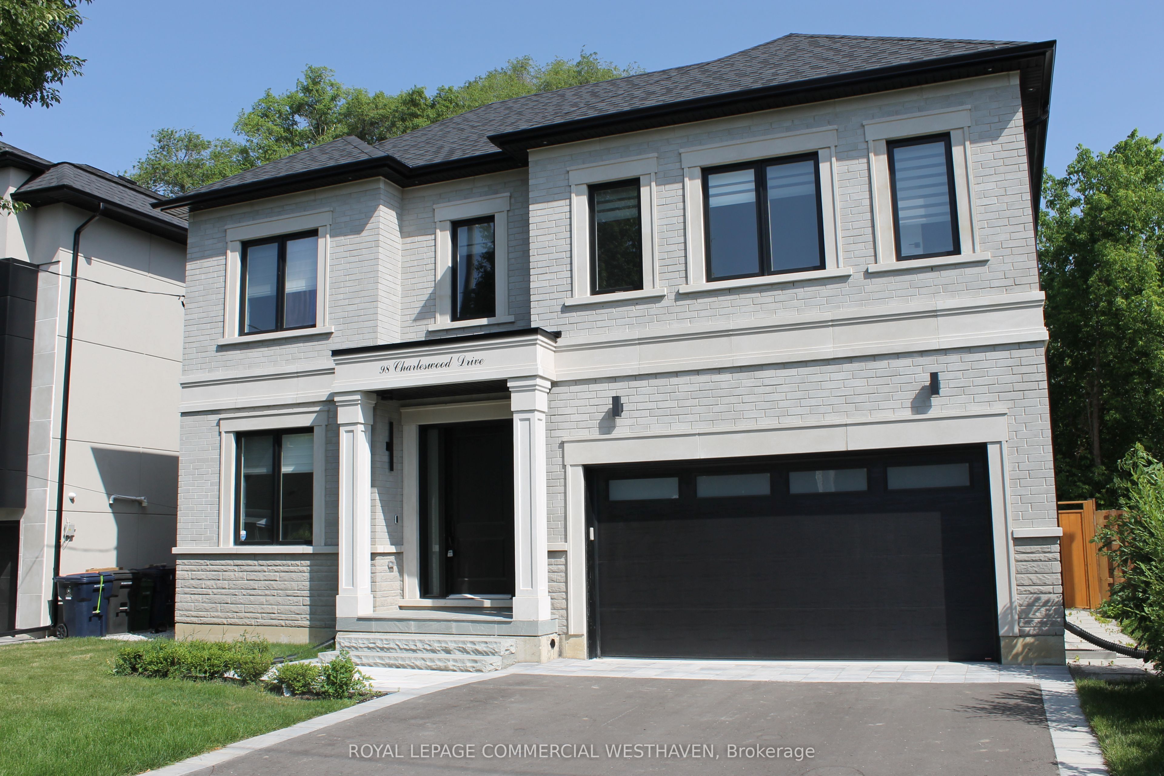 98 Charleswood Drive Property Photo 1