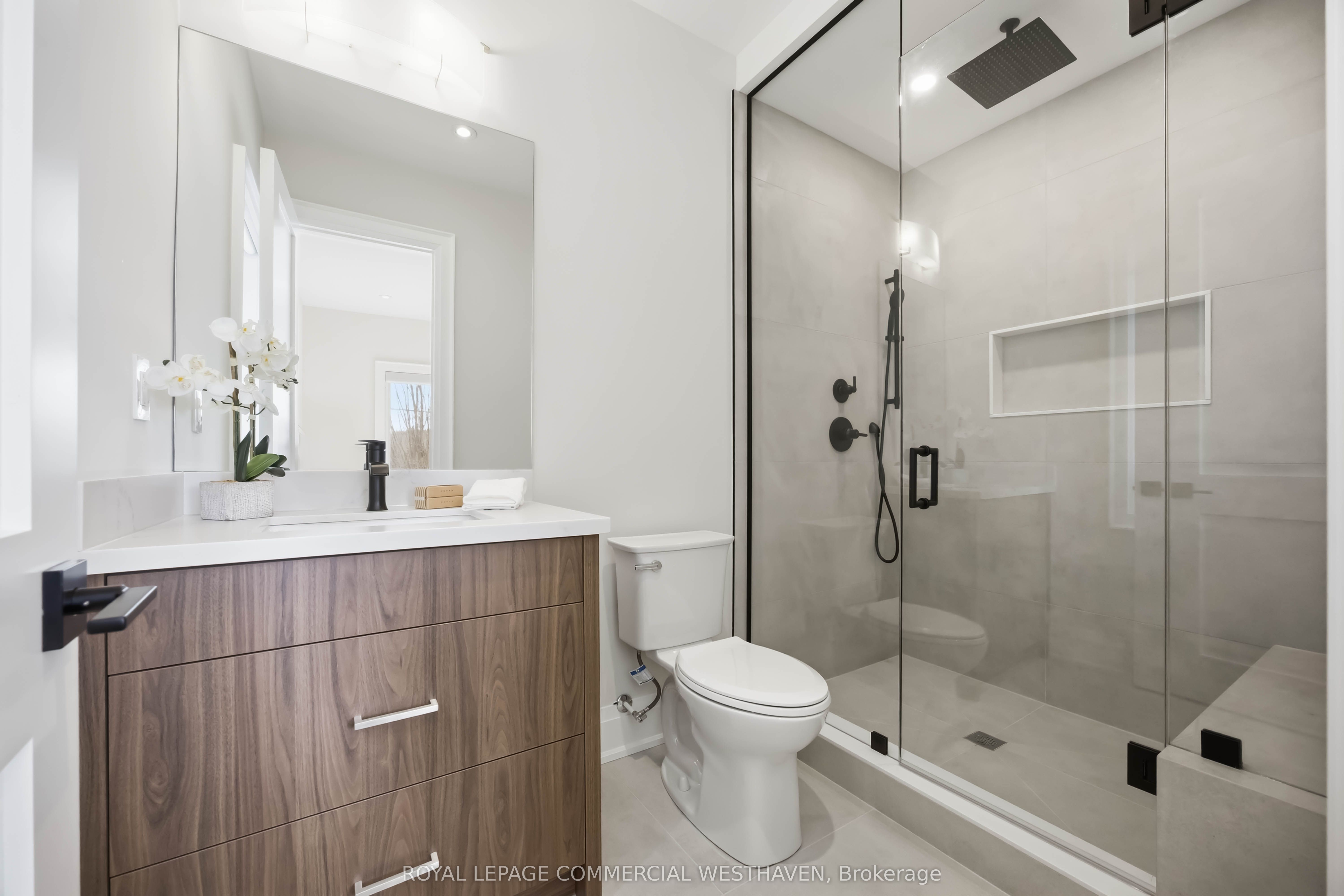 98 Charleswood Drive Property Photo 15