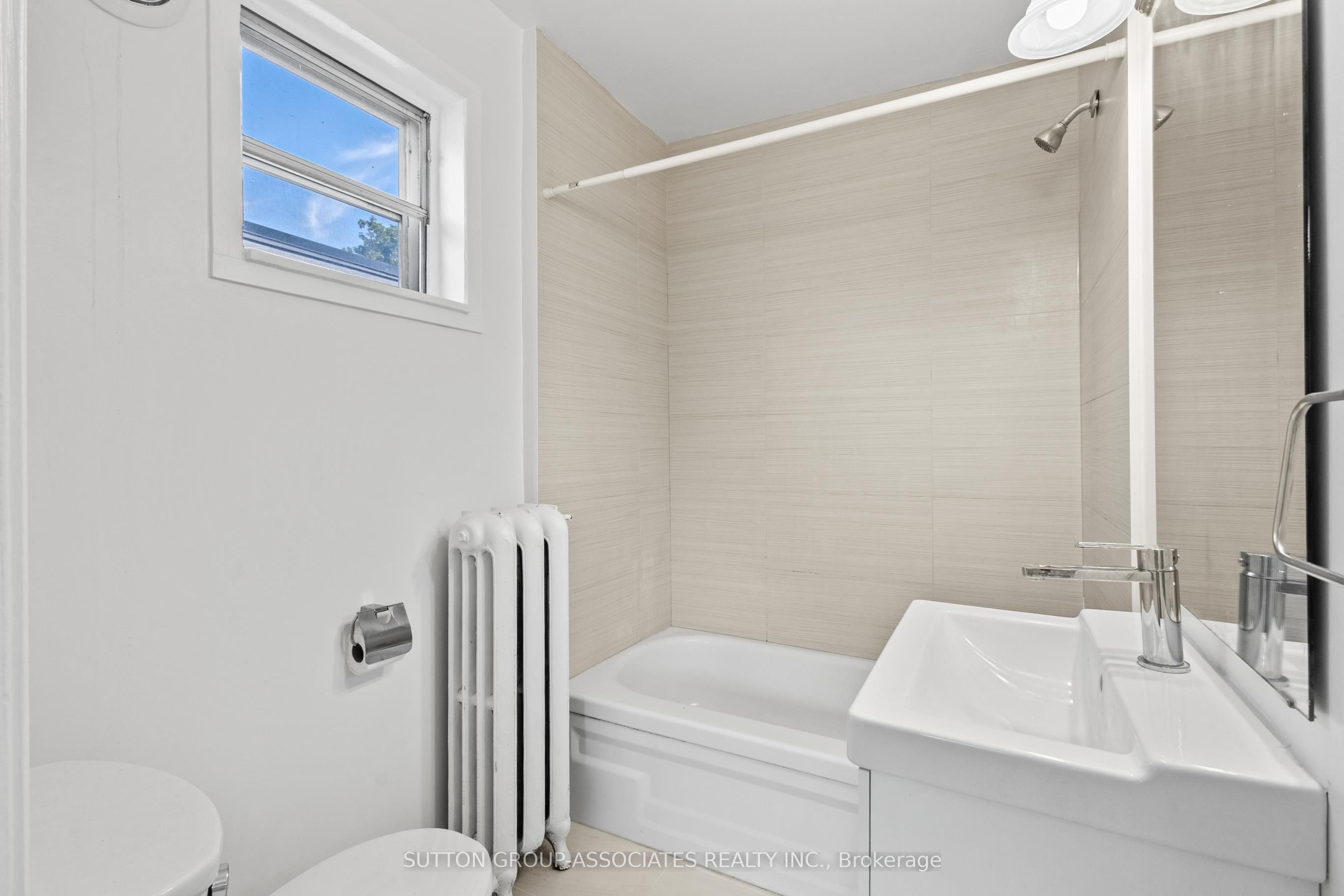 415 Brunswick Avenue Property Photo 13