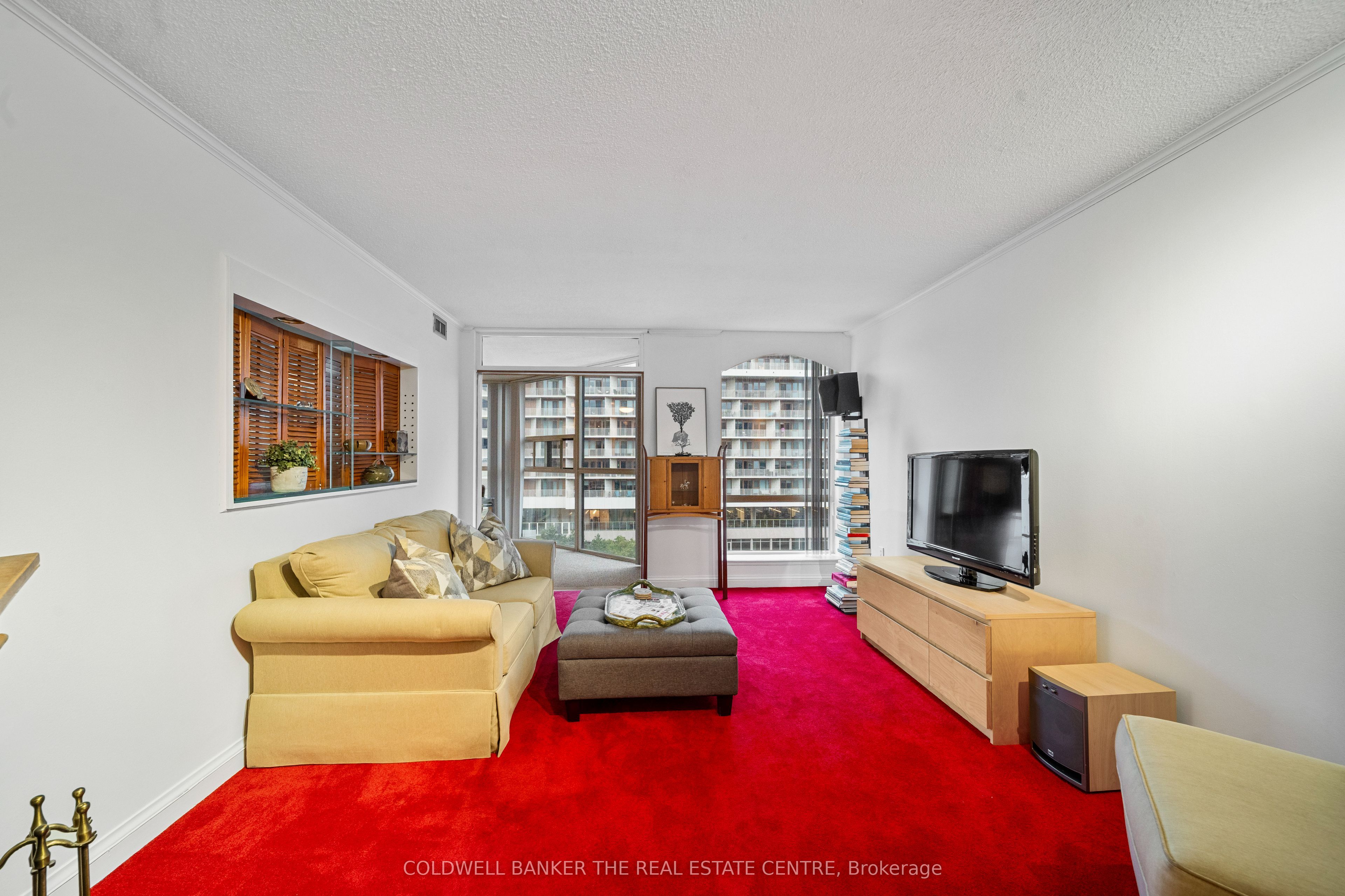 701 King Street W 1007 Property Photo 1