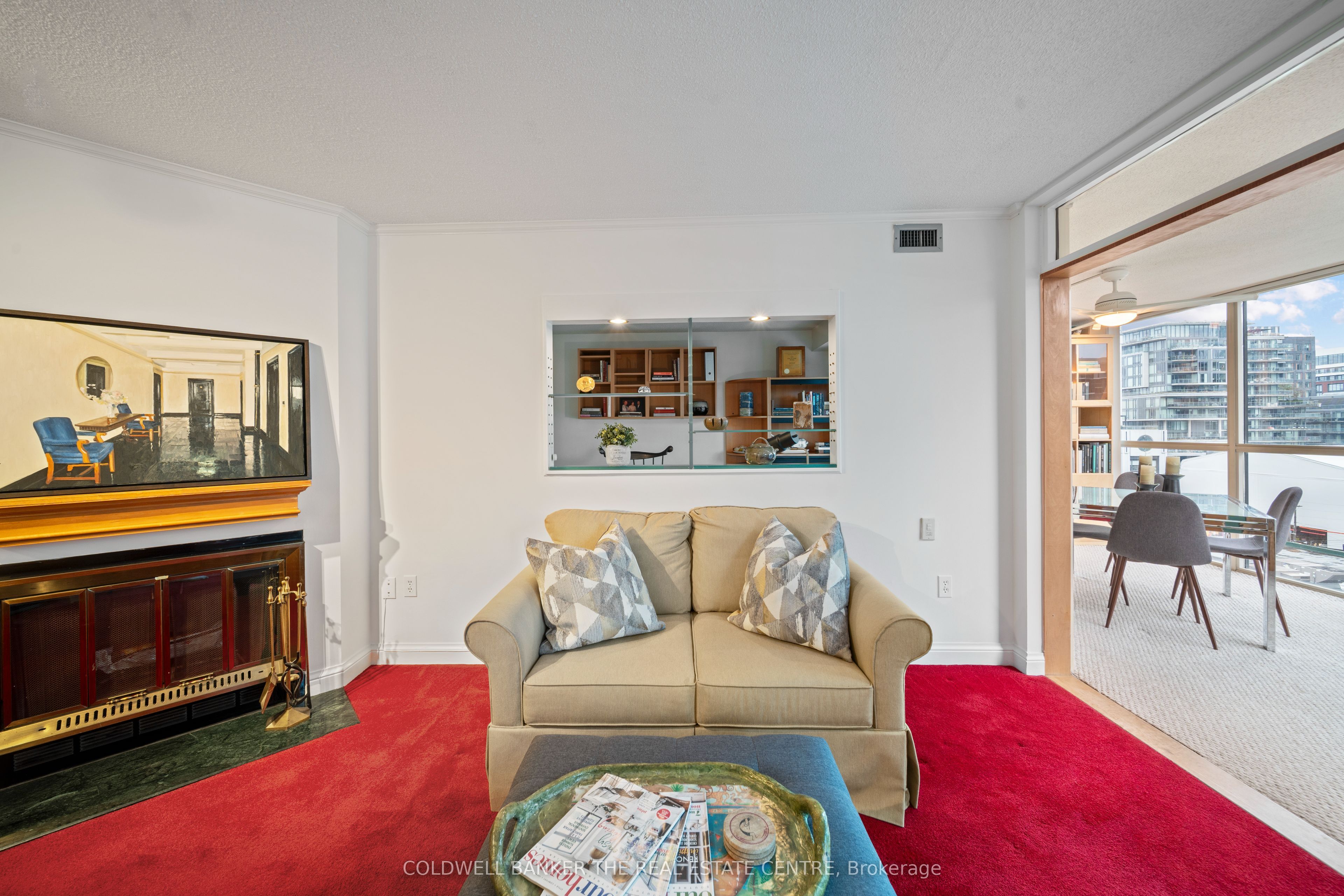 701 King Street W 1007 Property Photo 6