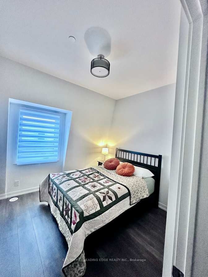 9 Spruce Pines Crescent Room 4 Property Photo 4